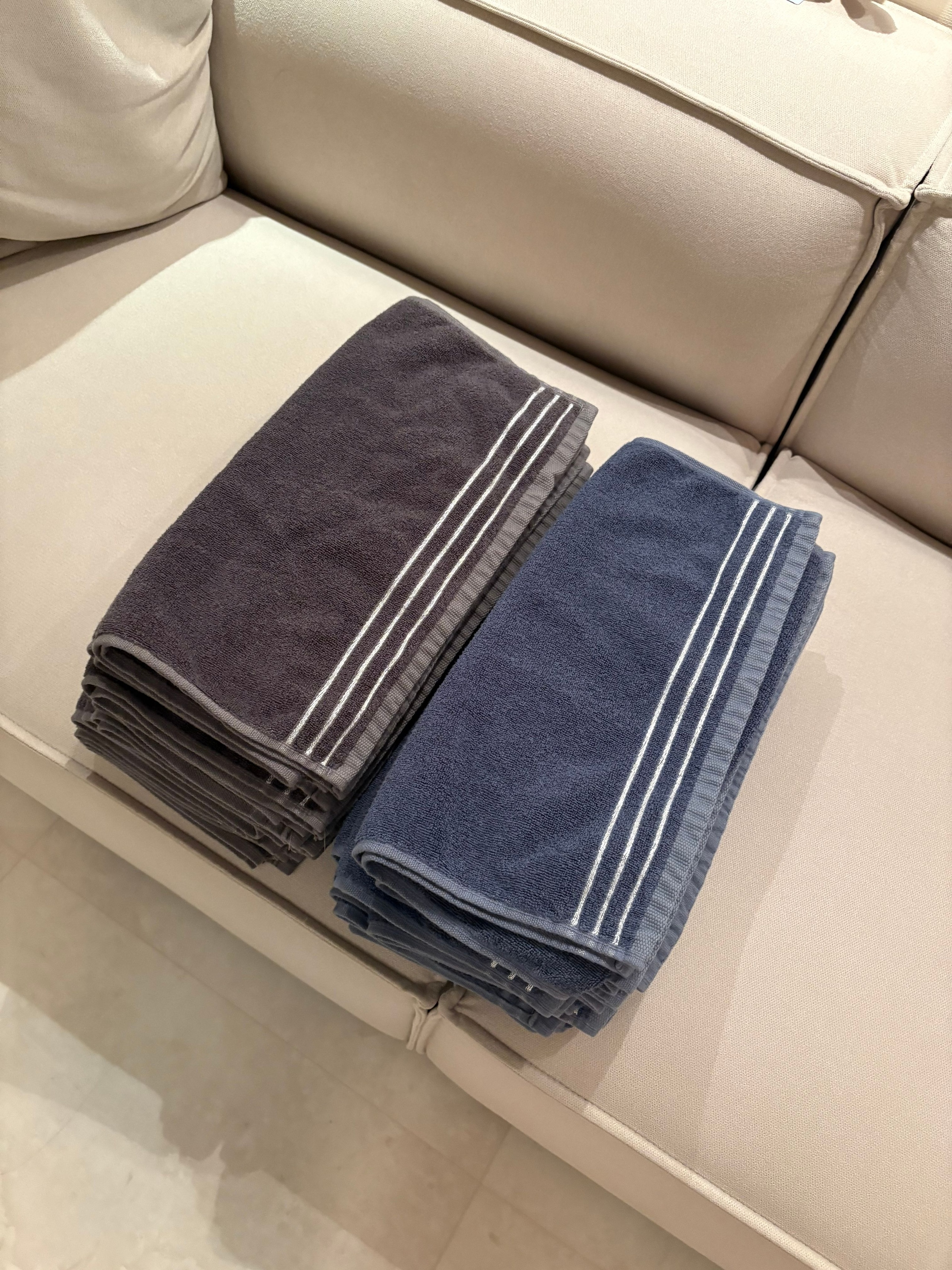 Bamboo Stripe Antibacterial Hotel Towel (10-Pack) user photo