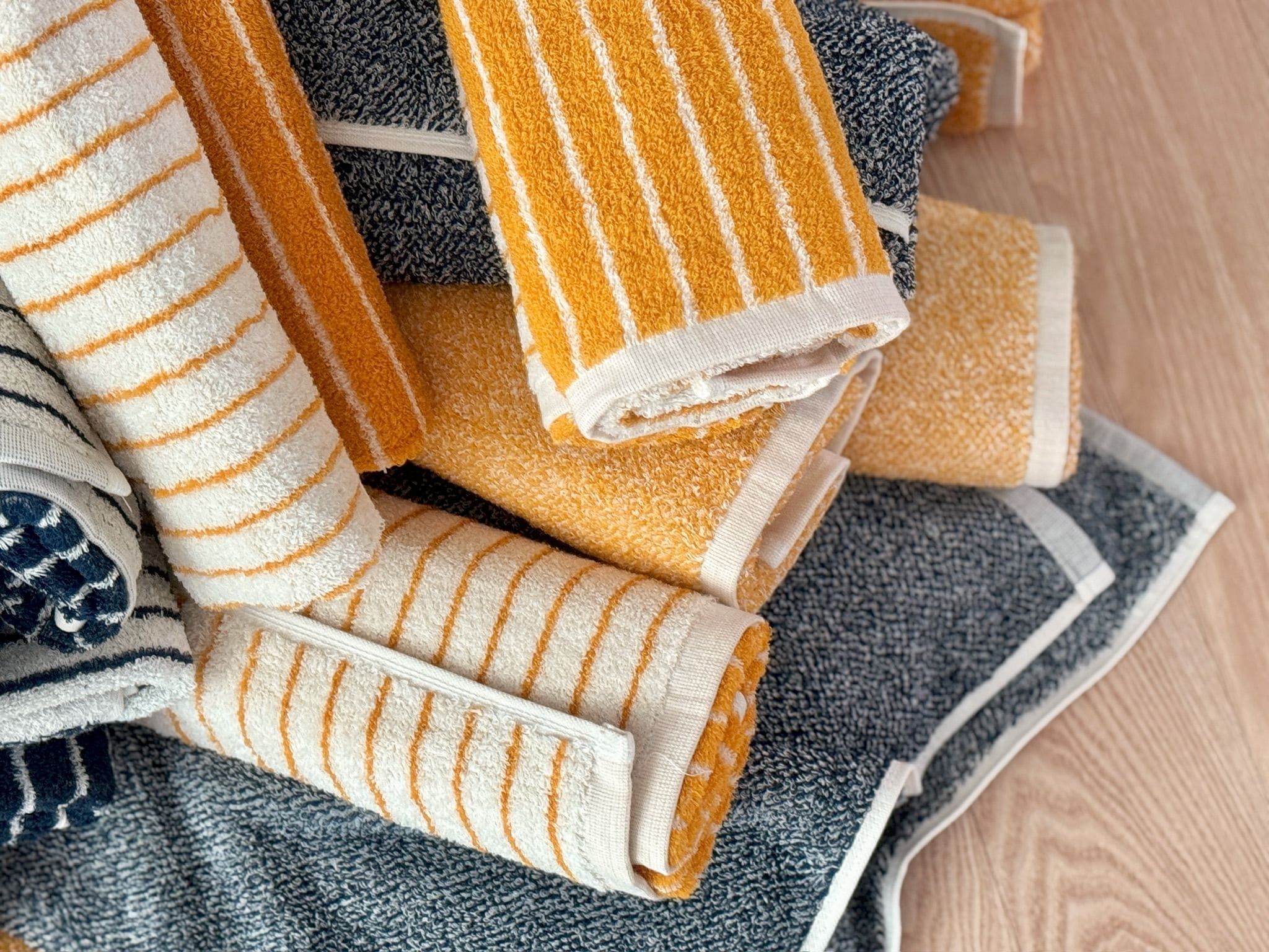 Clauman 60s Compact Combed Cotton Hotel Towel Set (10-Piece) user photo