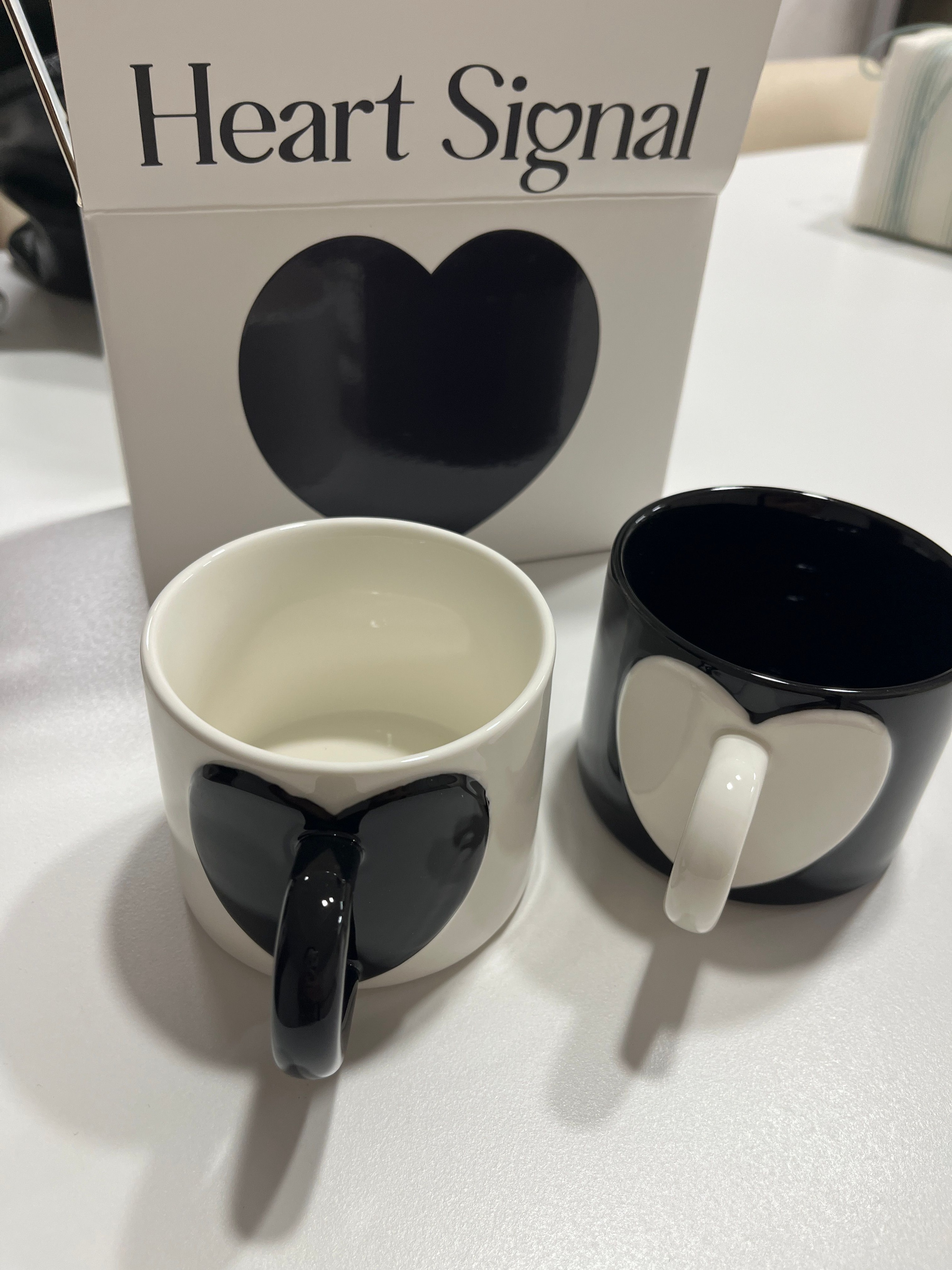Heart Signal Hug Ceramic Mug (Set of 2) user photo