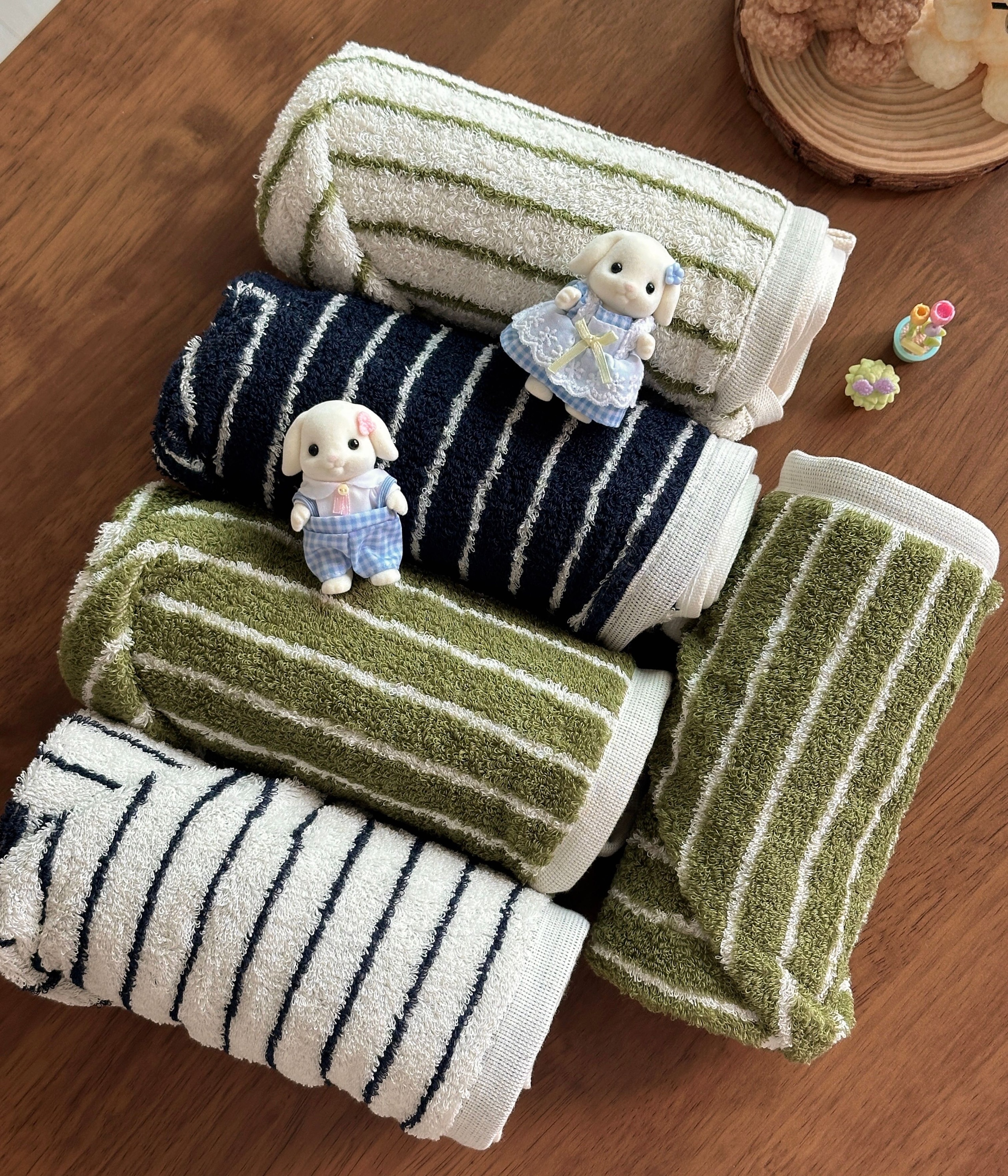 Clauman 60s Compact Combed Cotton Hotel Towel Set (10-Piece) user photo