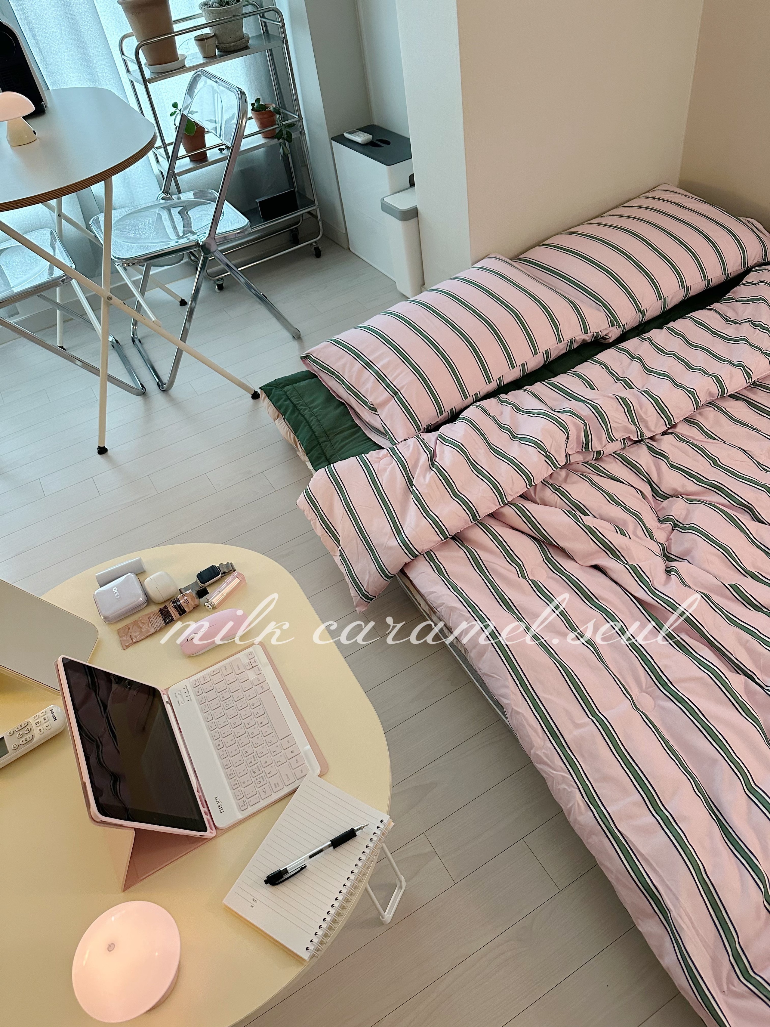 Modern Stripe All Season Comforter Set user photo