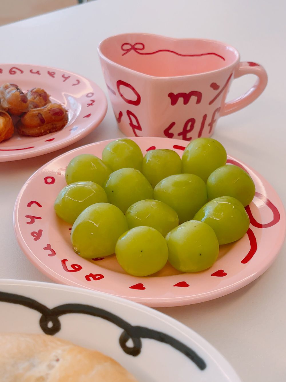 Ribbon & Heart Salad Bowl user photo