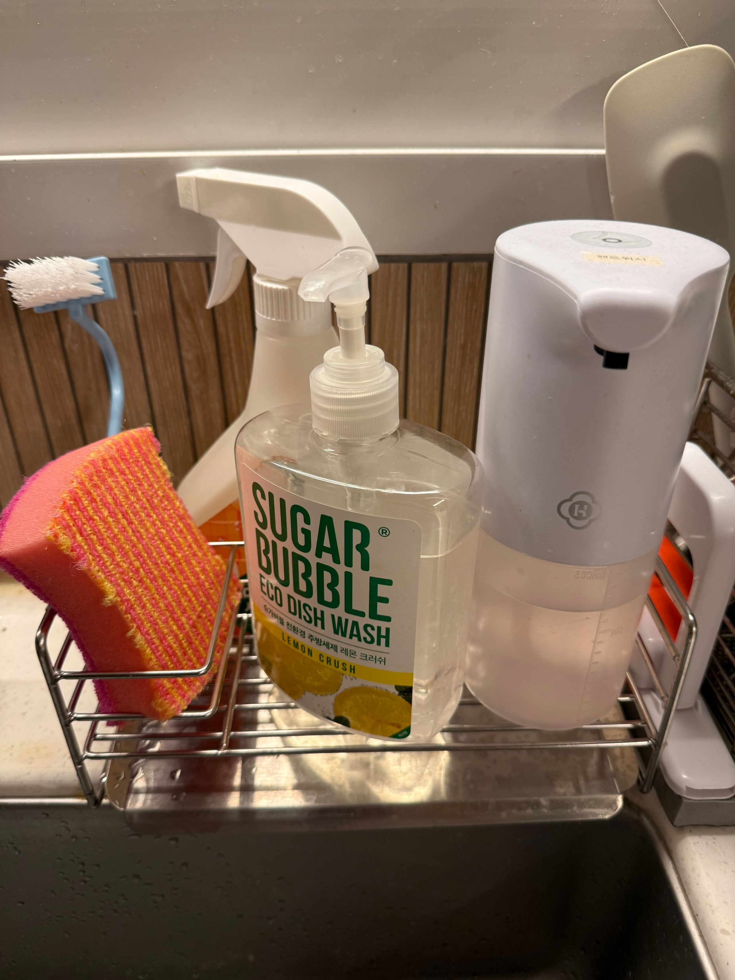 Stainless Steel Sponge Holder with Drain Tray user photo