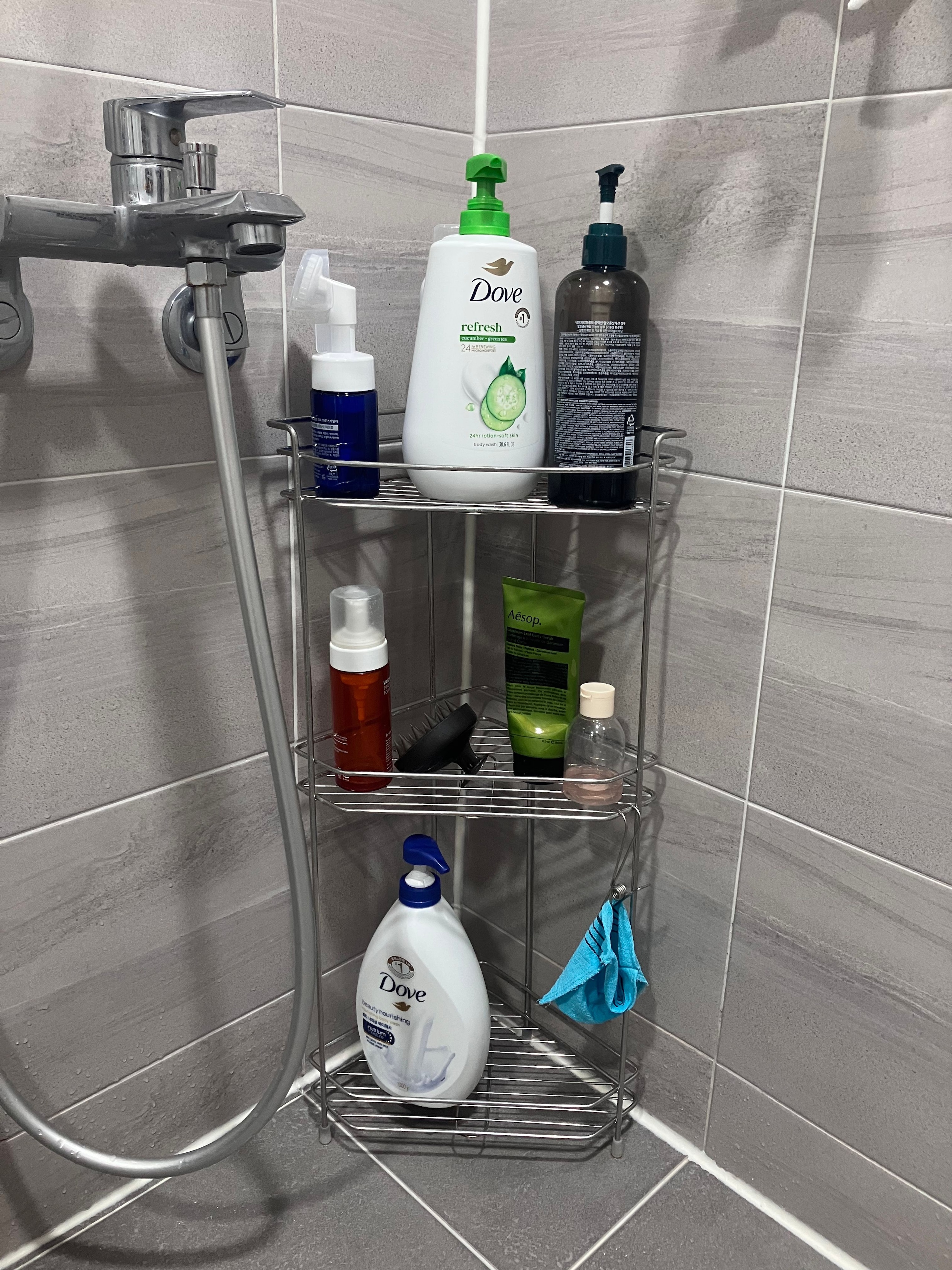 3-Tier Stainless Steel Bathroom Corner Shelf user photo