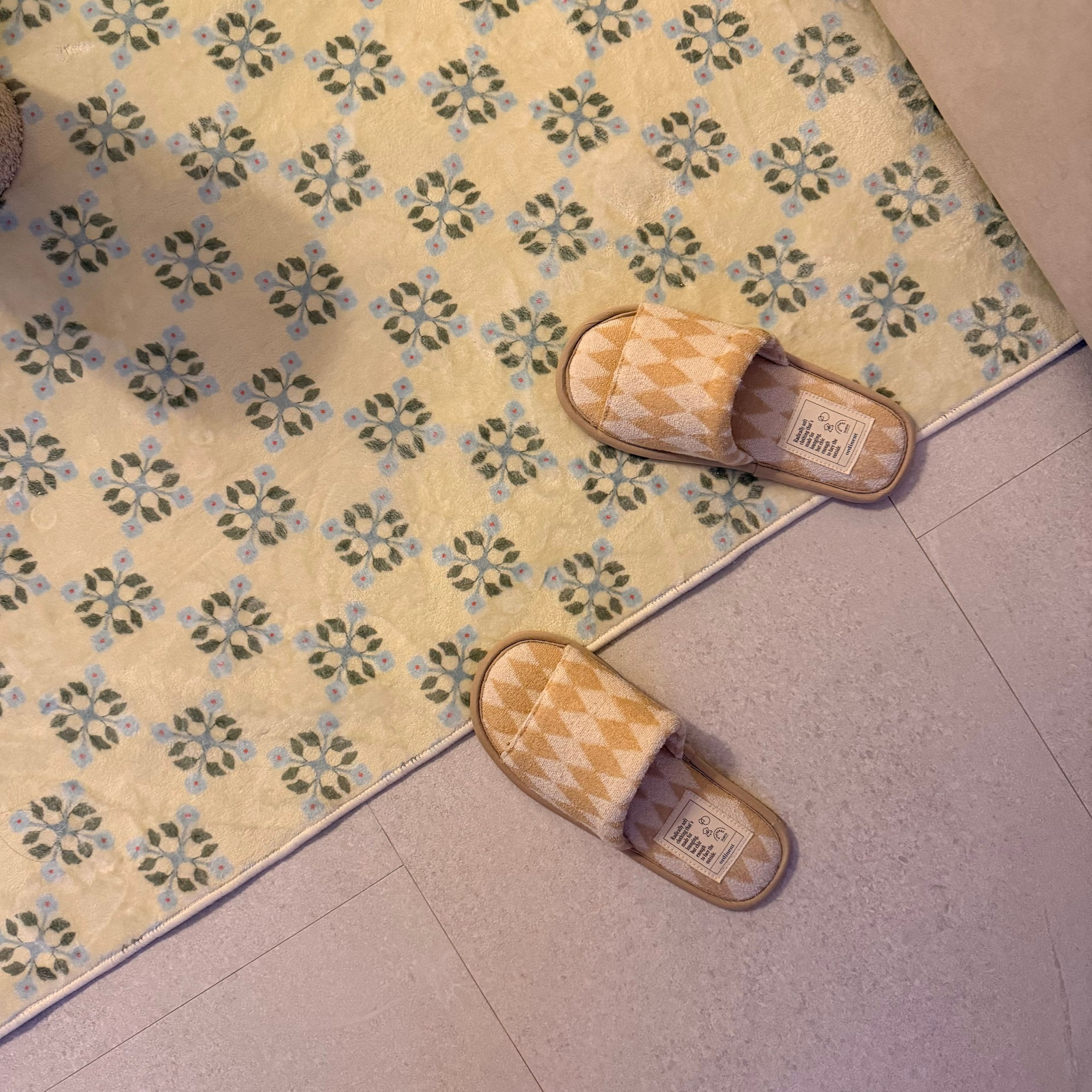 Cozy Patterned Indoor Slippers user photo