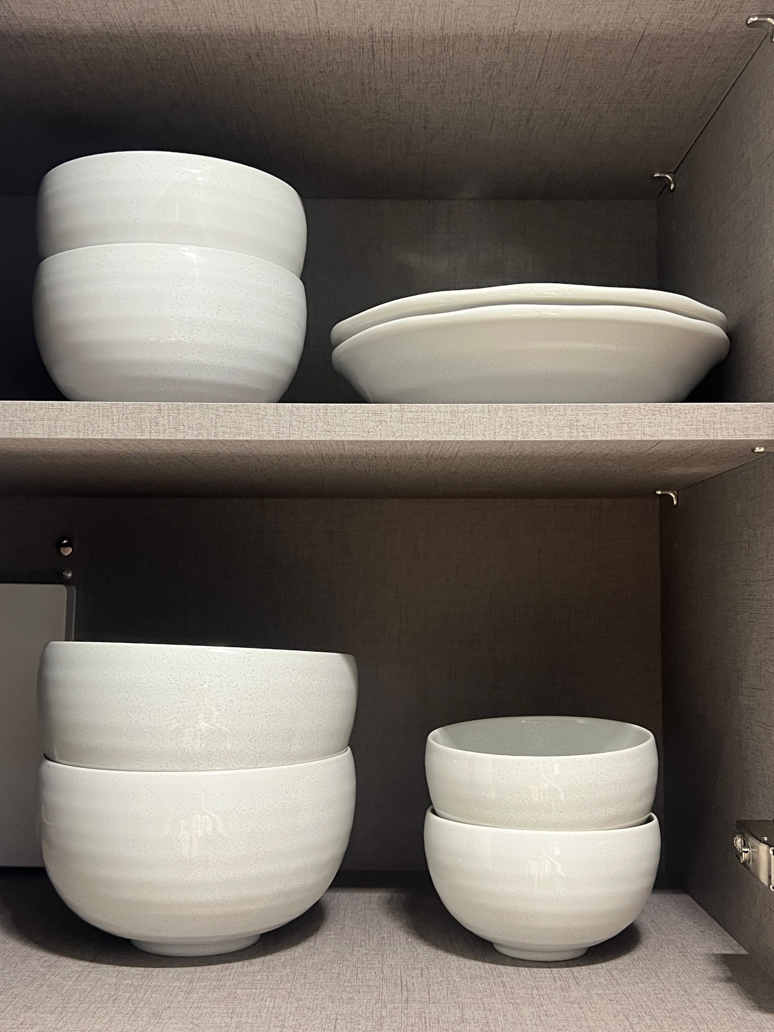LeBlanc Moon Jar Dinnerware Set for 2 (12-Piece) user photo