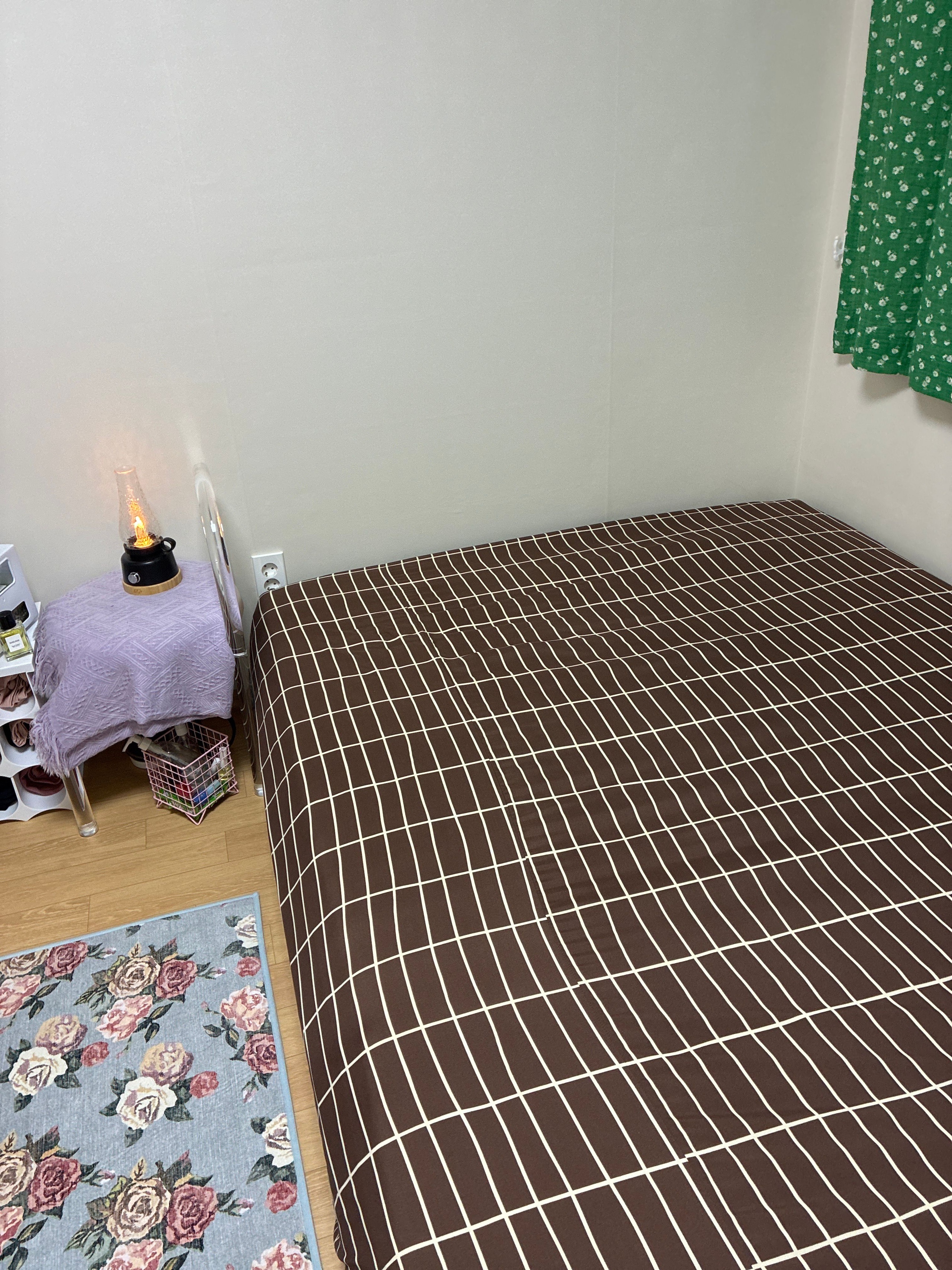 Little Mansion Check Allergy-Care Mattress Fitted Sheet user photo