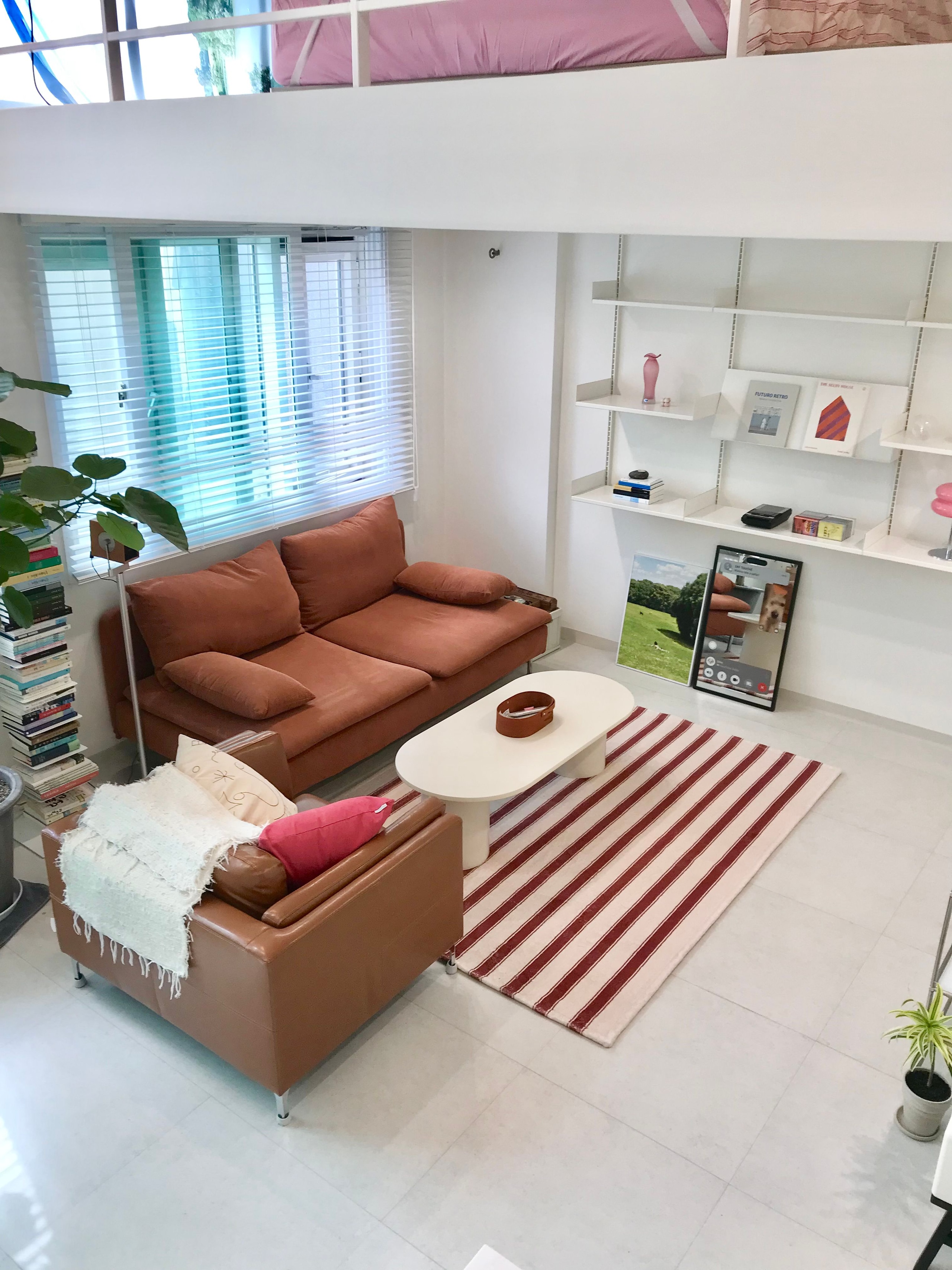 Red Stripe Pattern Rug user photo