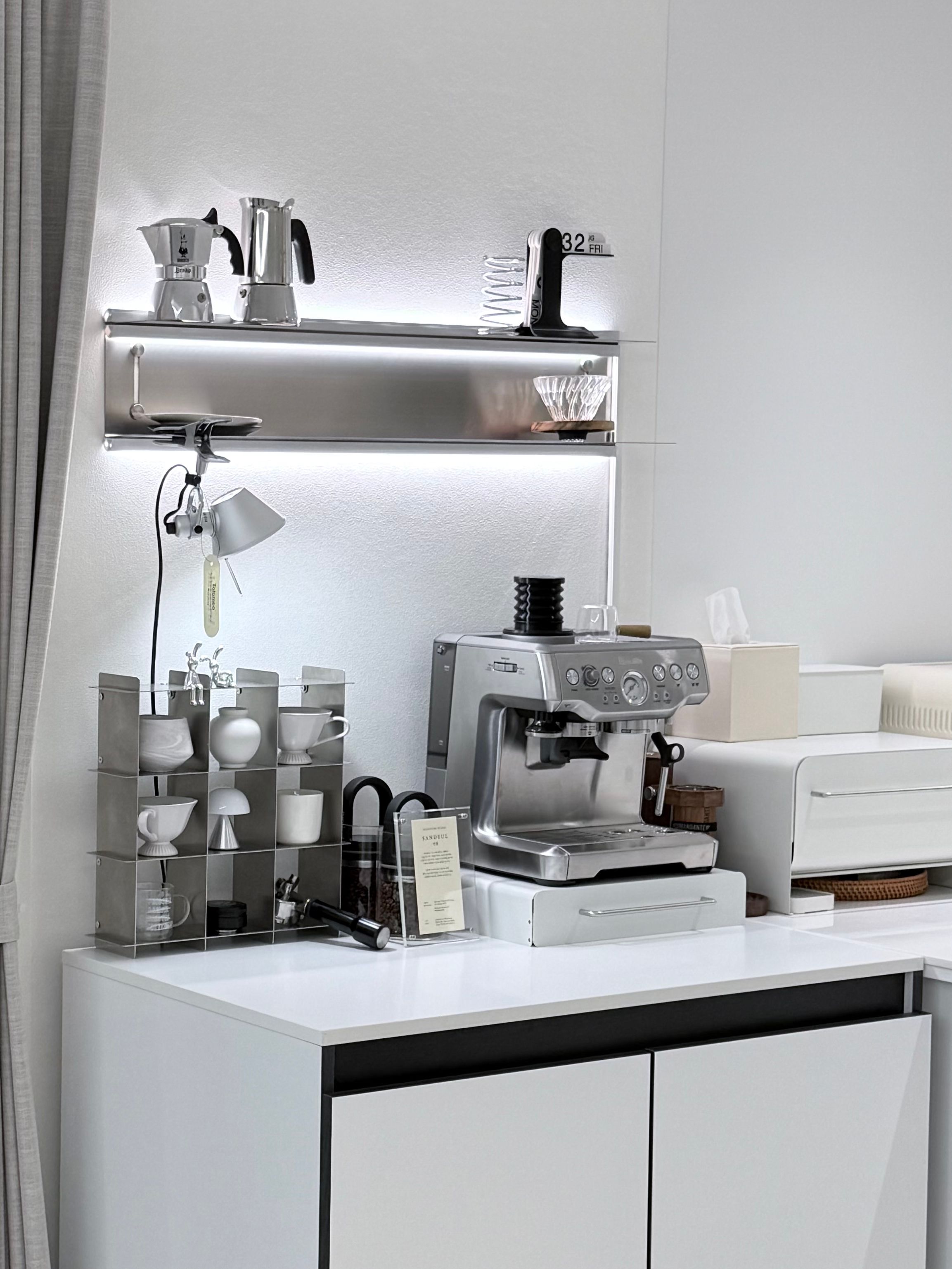 Stainless Grid Storage Shelf user photo