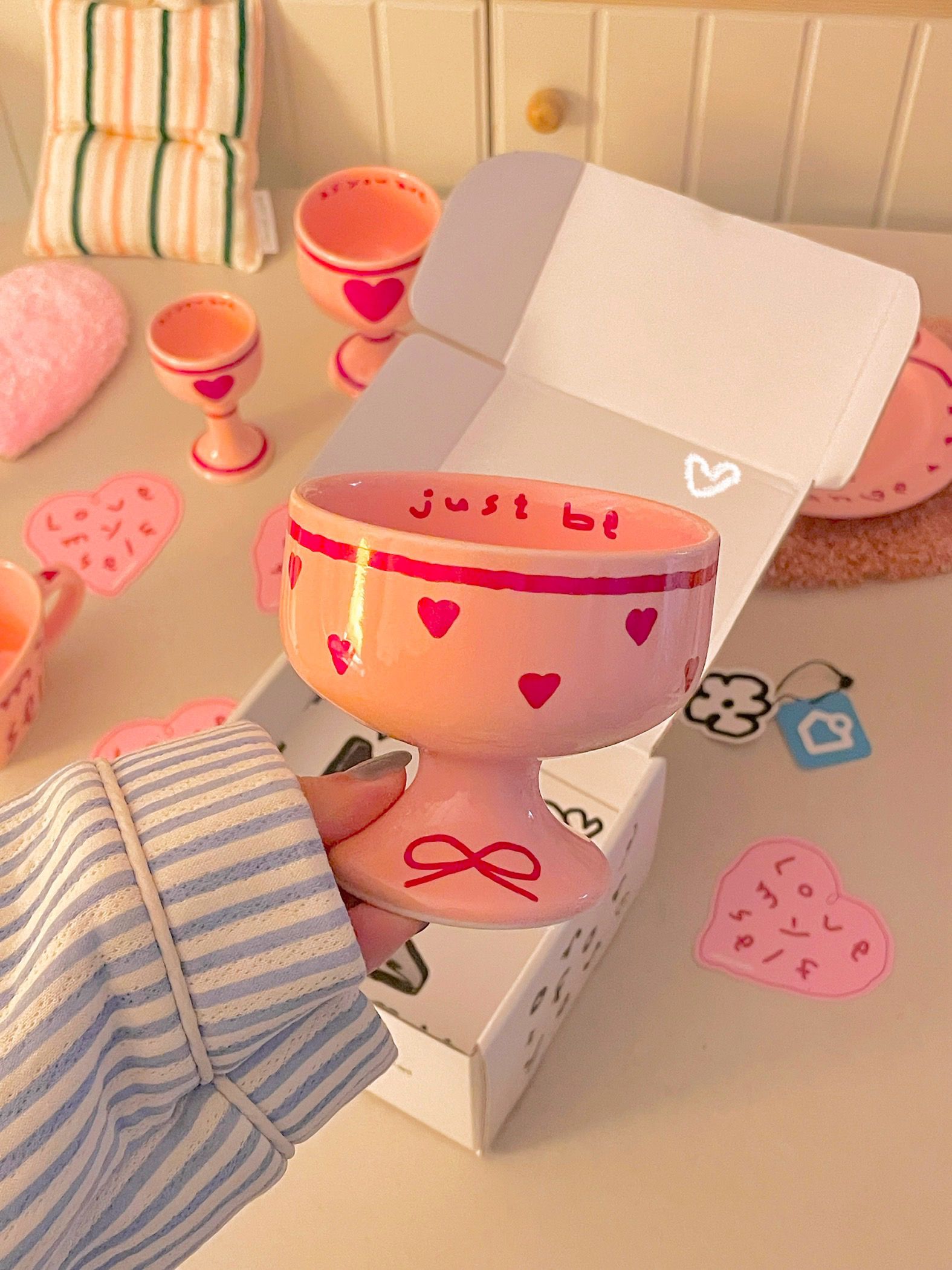 Pink Edition Ceramic “Just Be” Dessert Bowl Gift Set user photo