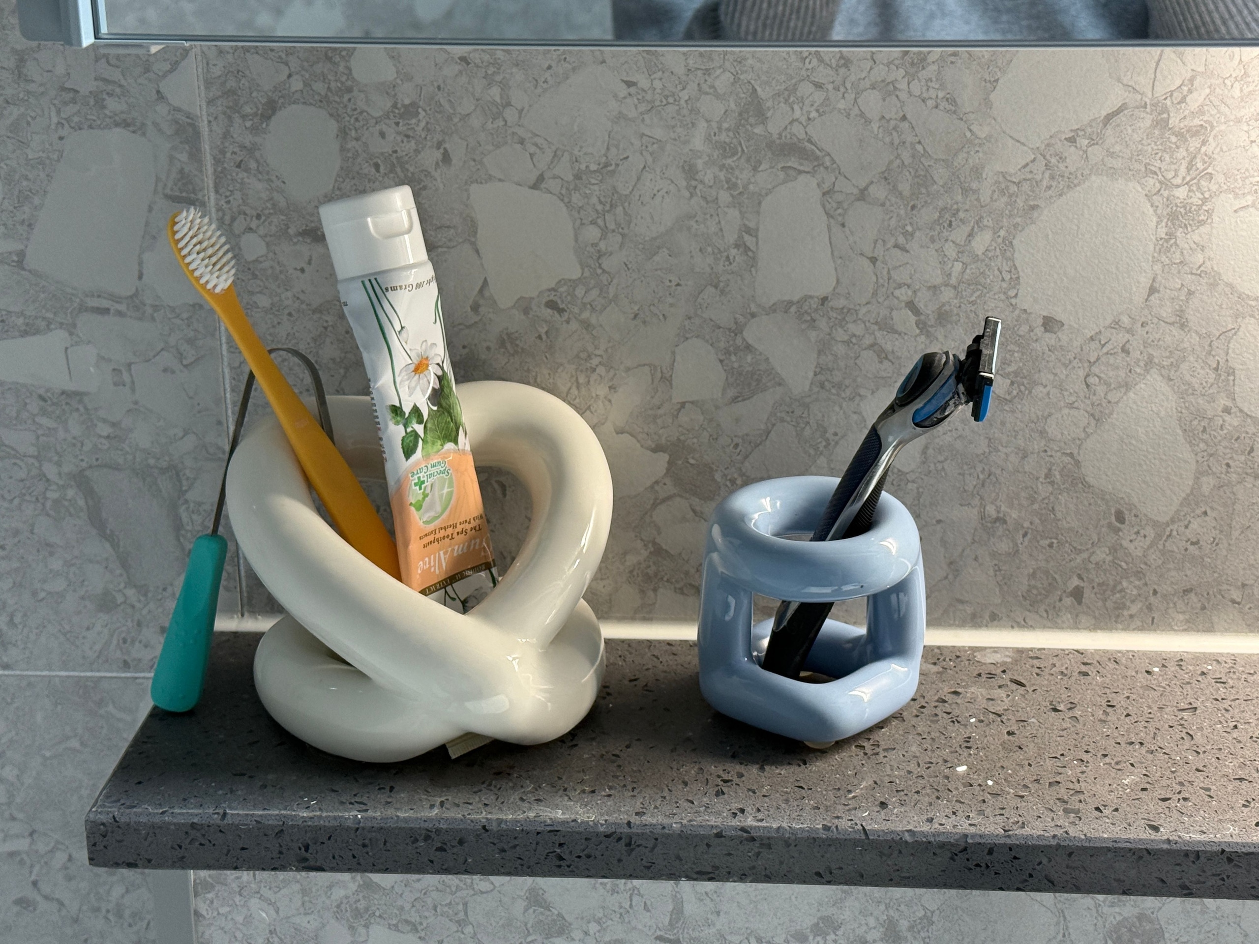 Sweetheart Ceramic Toothbrush Tray & Holder Set user photo