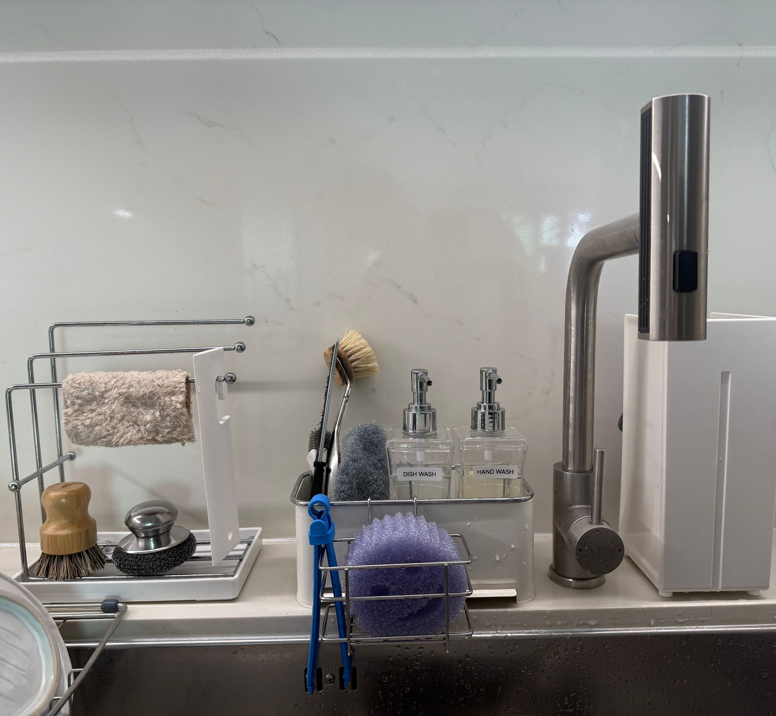 Oatley 3-Tier Modern Stand Dishcloth Rack user photo