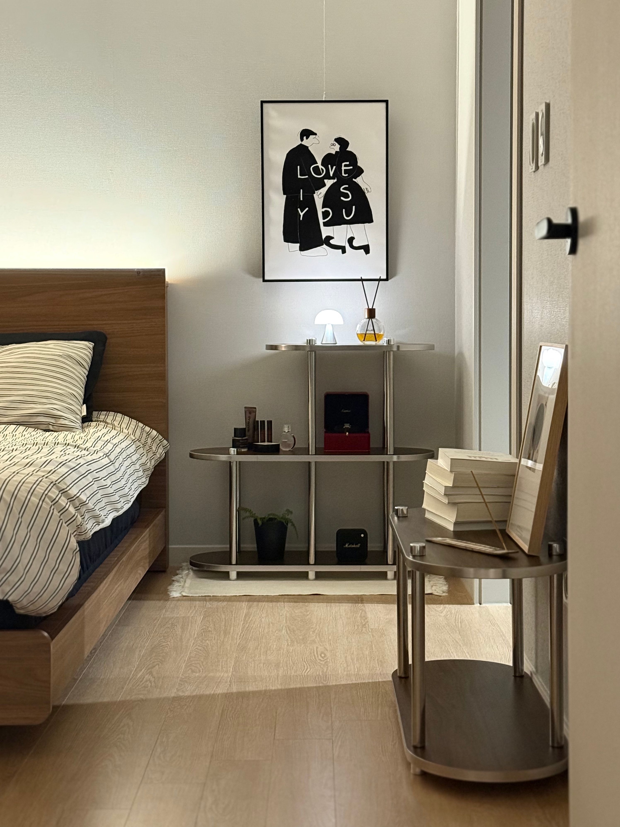 Urban Chrome Reversible Shelf user photo