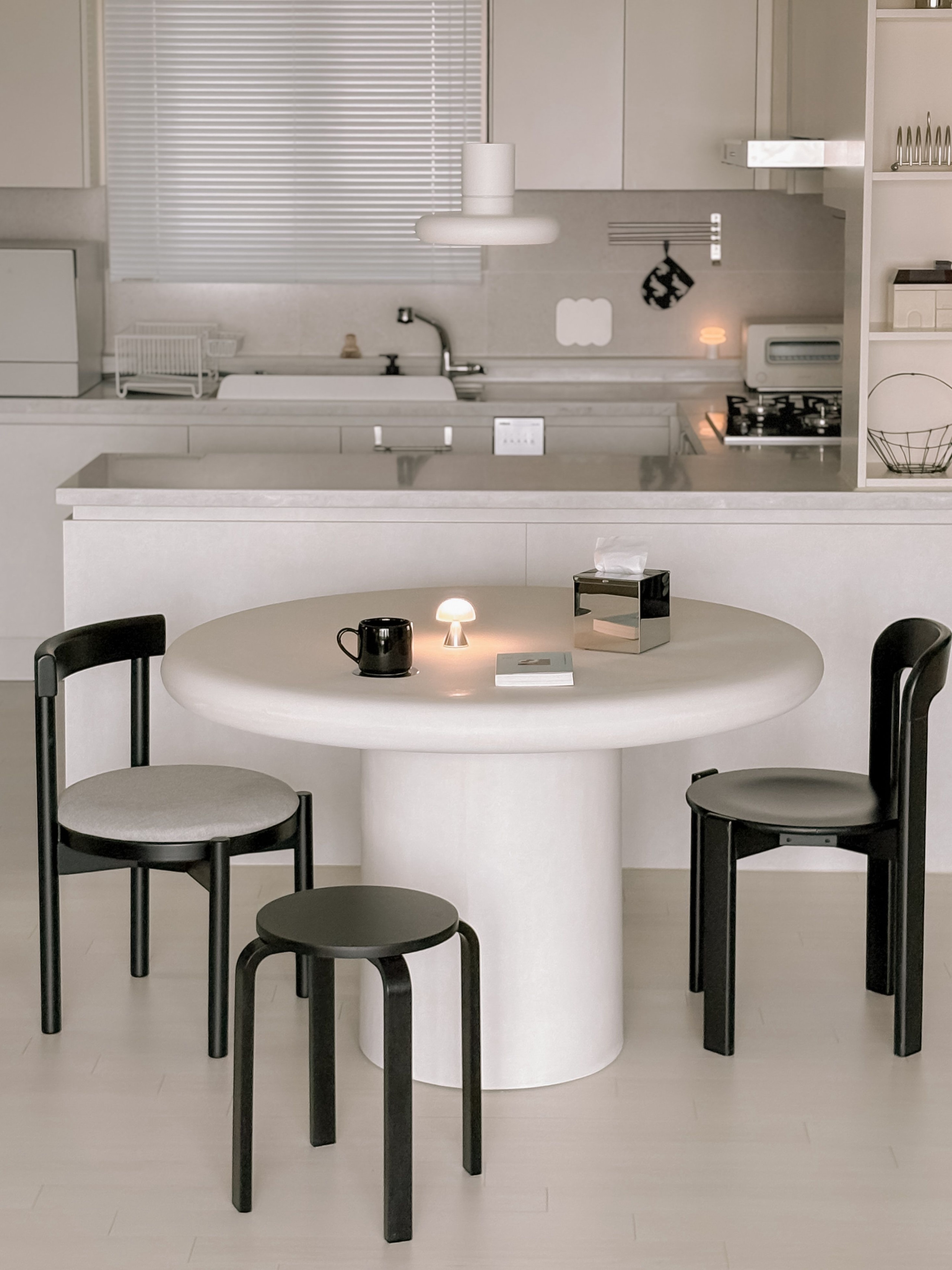 Solid Wood Curve Back Dining Chair user photo