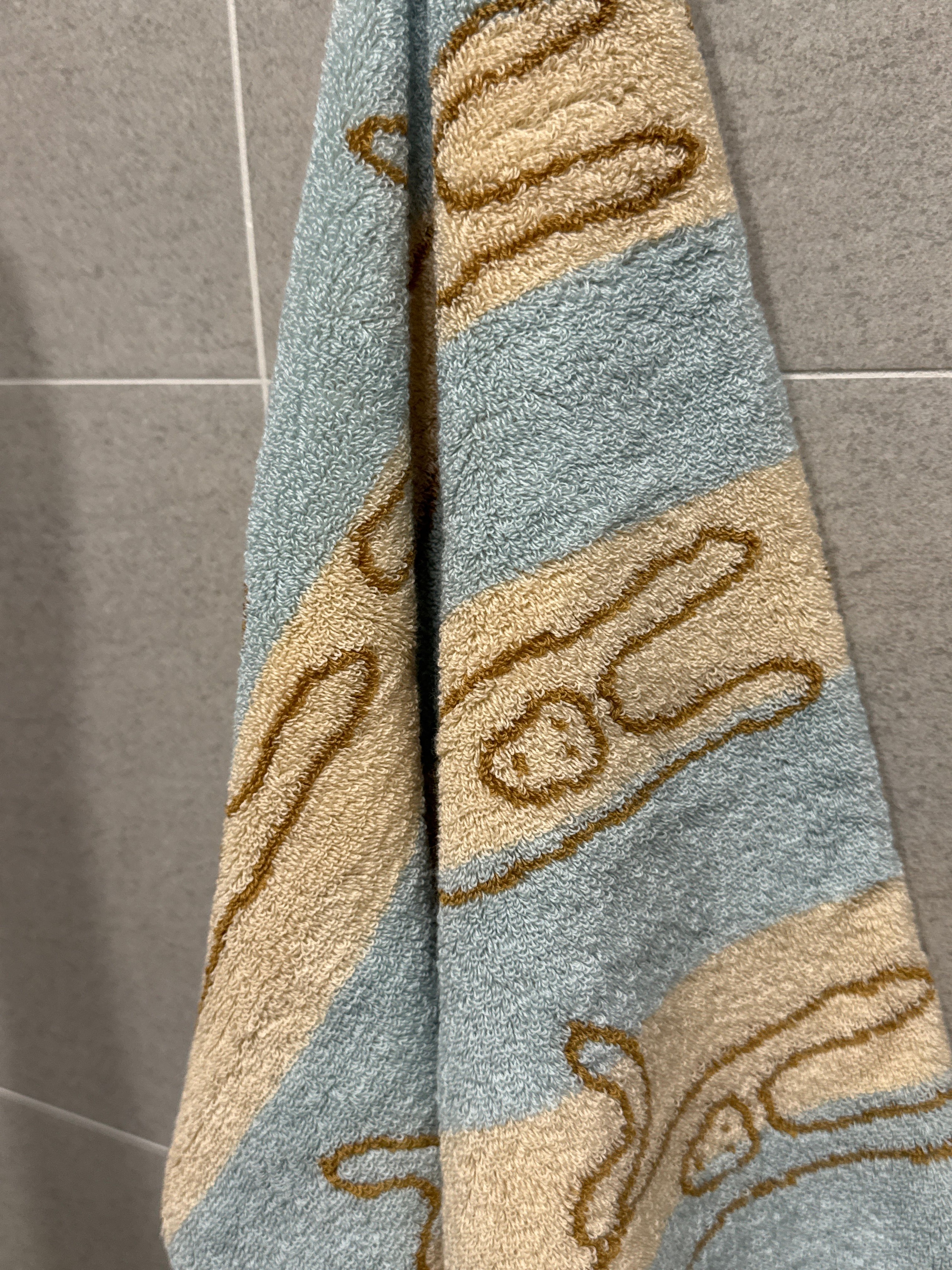 Dot Check Hand Towel user photo
