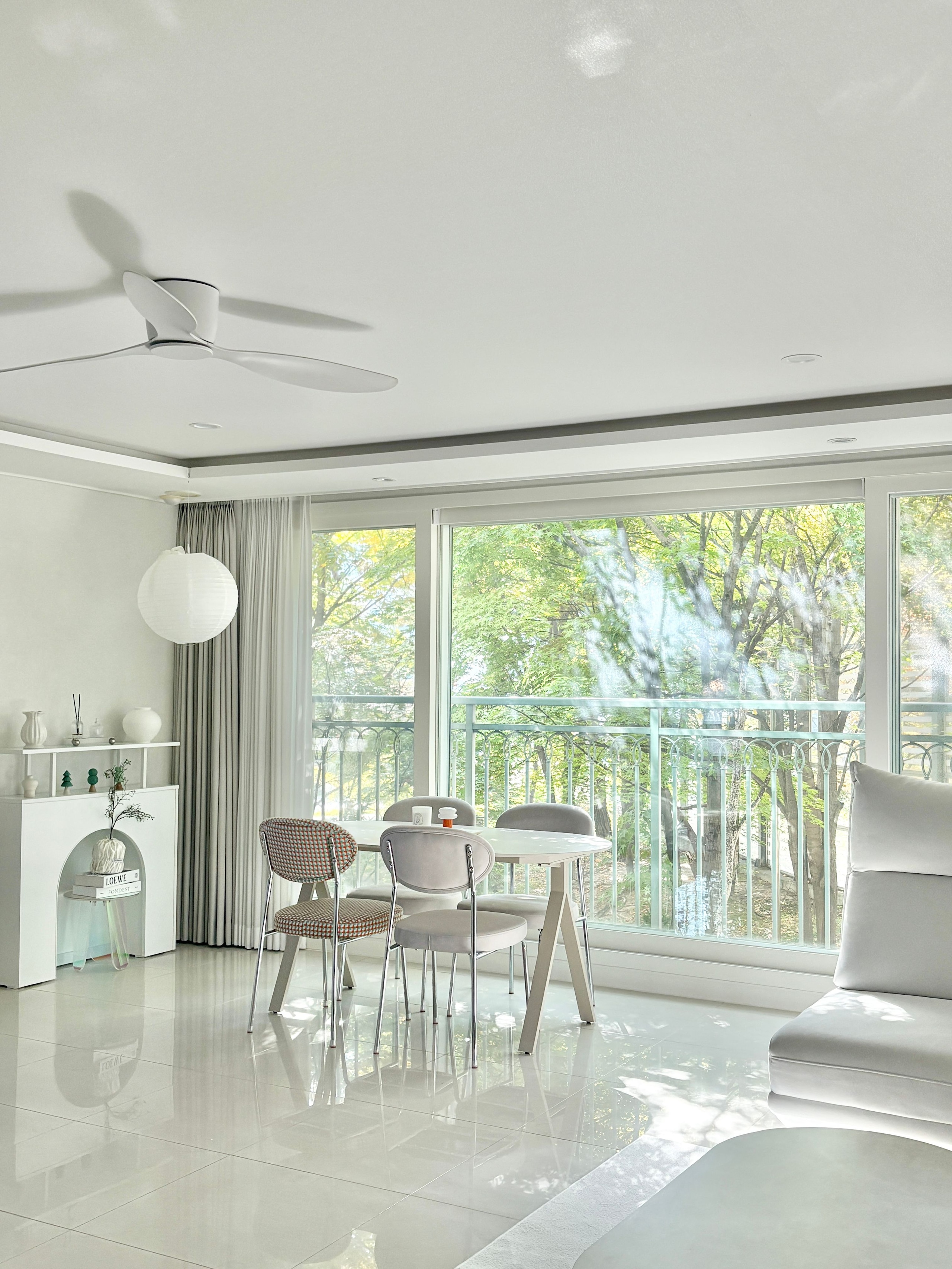 Short Pleated White Vase user photo
