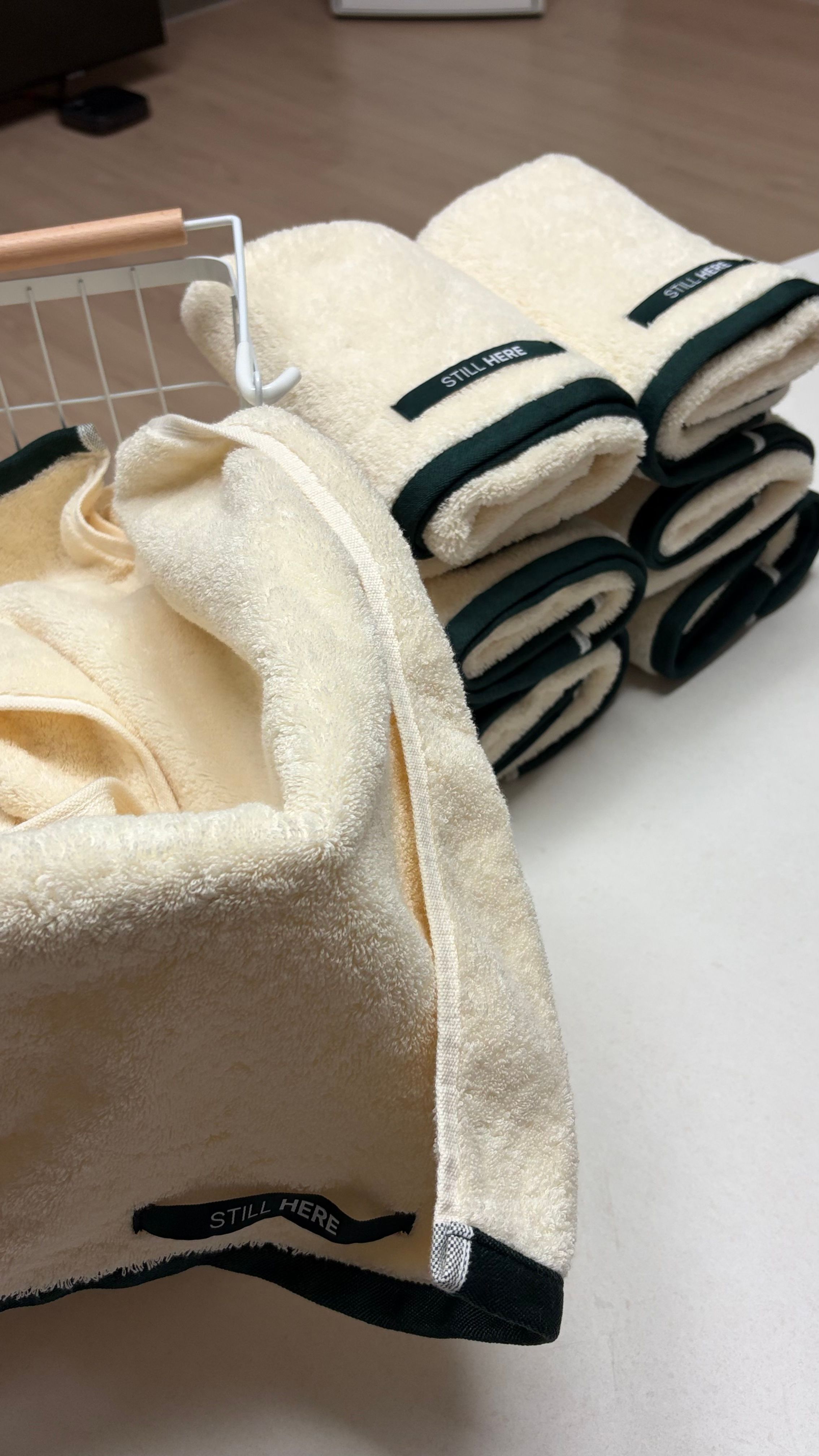 Still Here Stay-Soft Towel Set (10-Pack) user photo