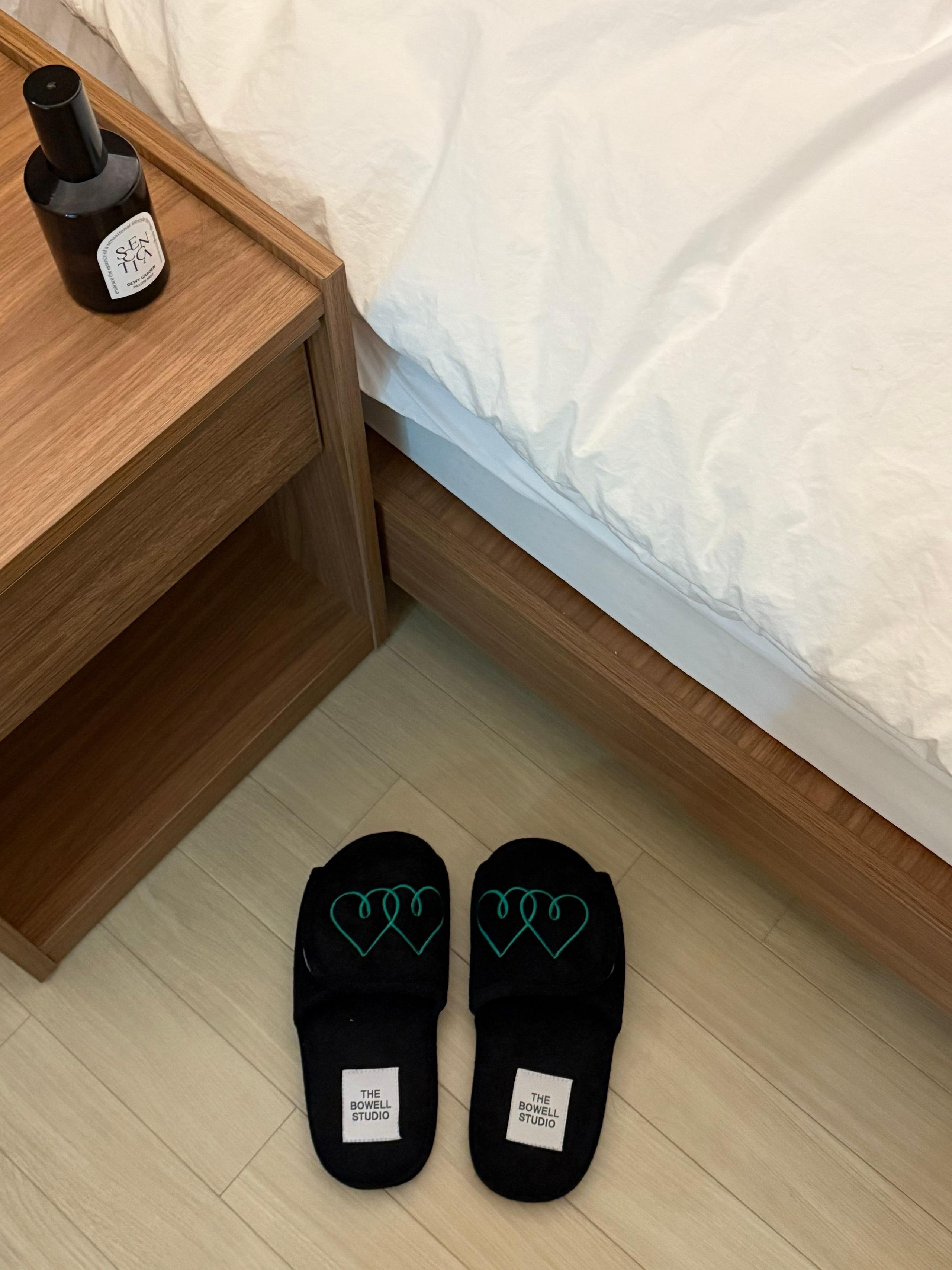 BWTZ Terry Velcro Memory Foam House Slippers user photo