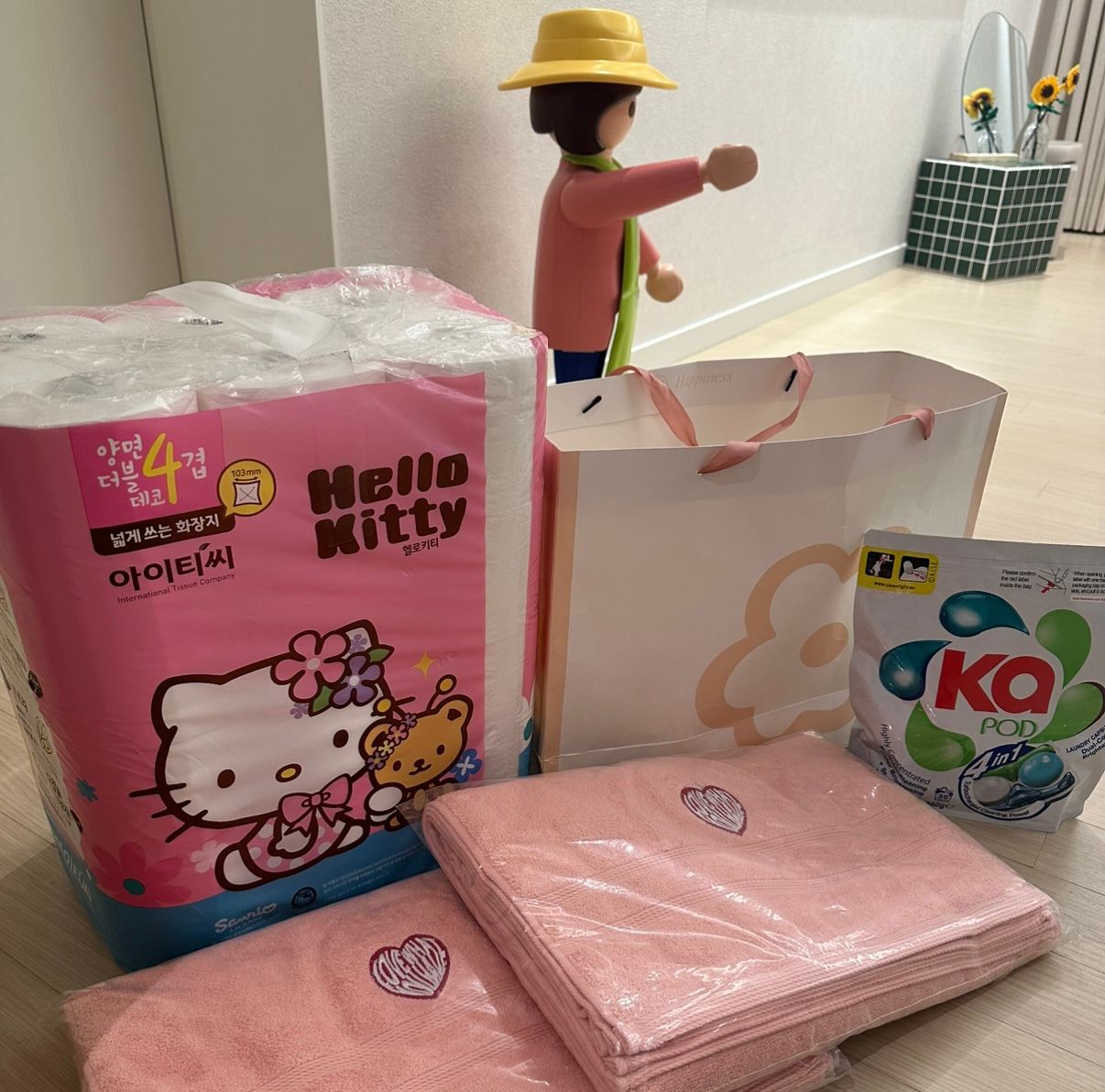 Heart Embroidery Kitsch Towel Set (10-Pack) user photo