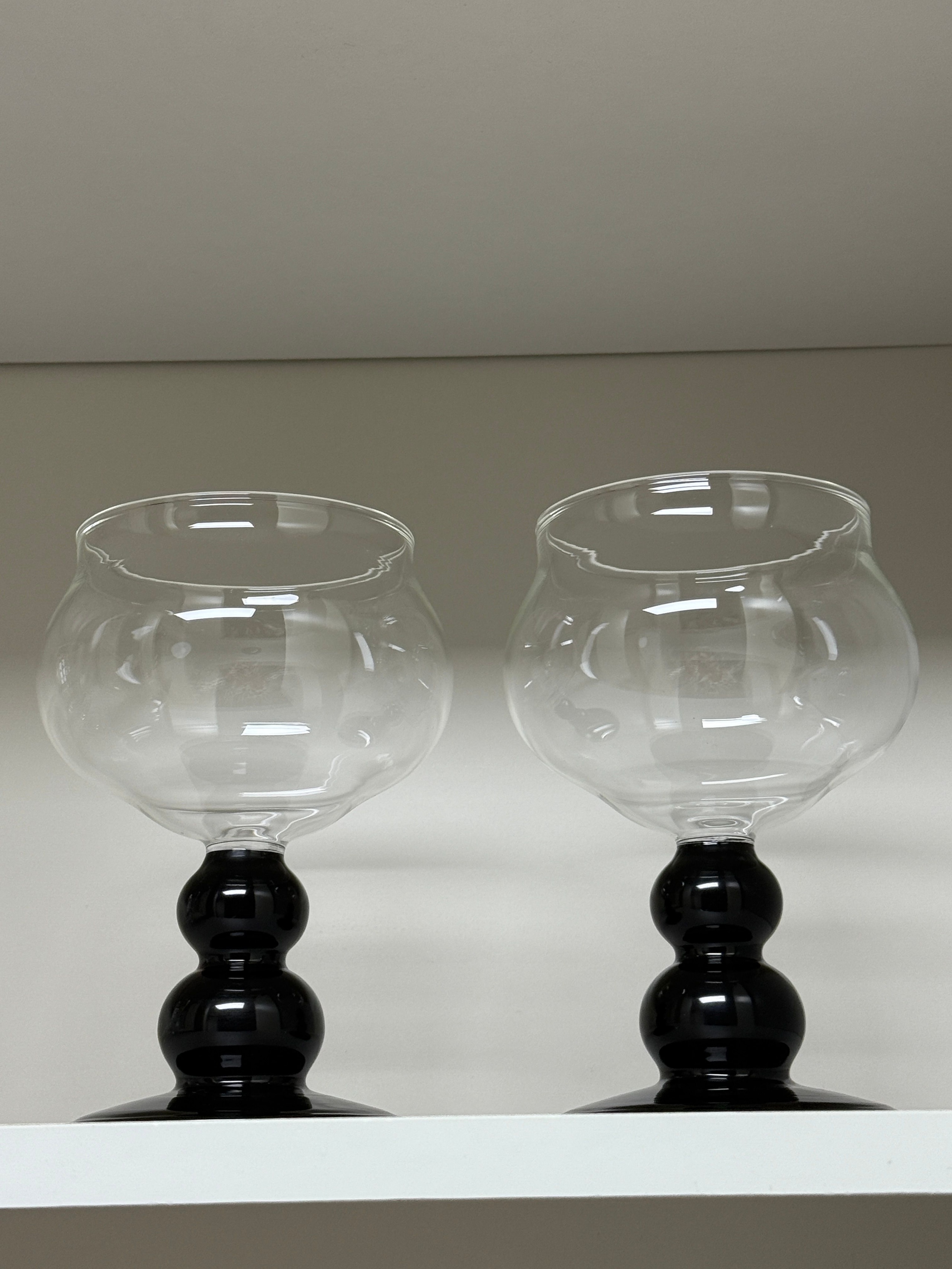 Rove Black Stem Wine Glass user photo