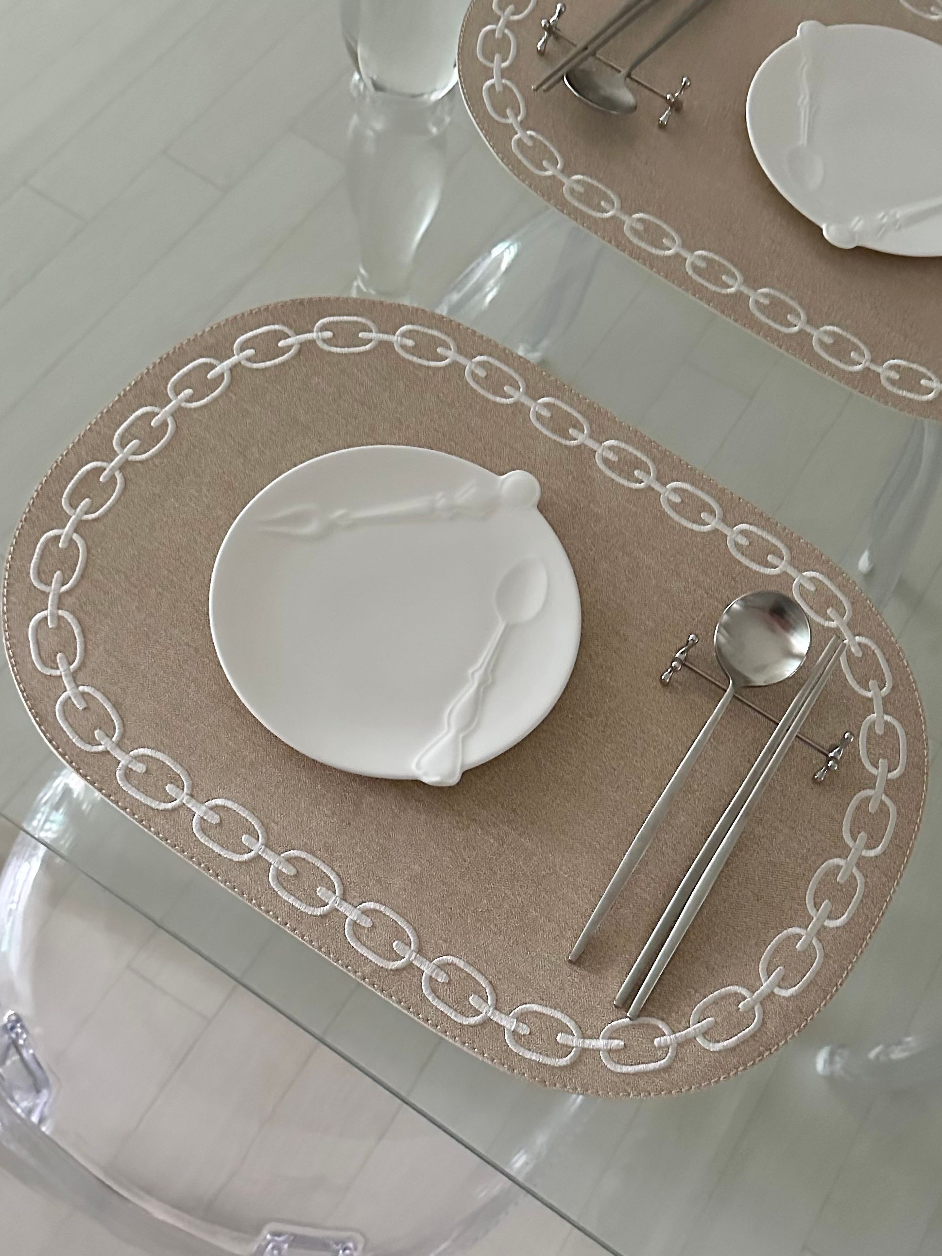 Helio Stainless Steel Full Flatware Set (4-Piece) user photo