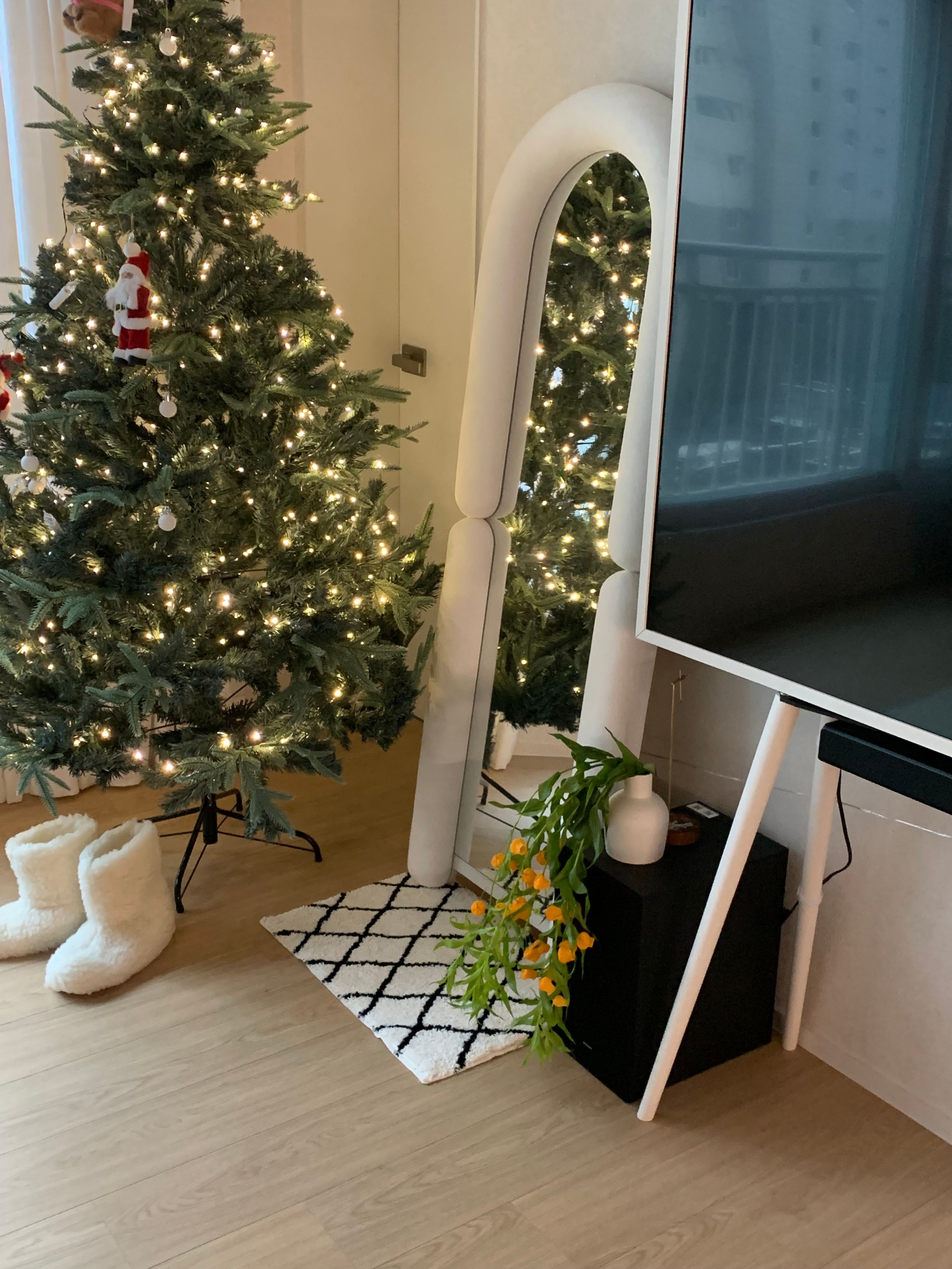 Pure Wool Cloud Boot Slippers user photo