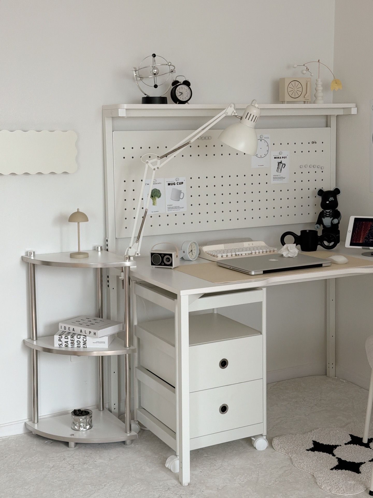 Urban Chrome Reversible Shelf user photo