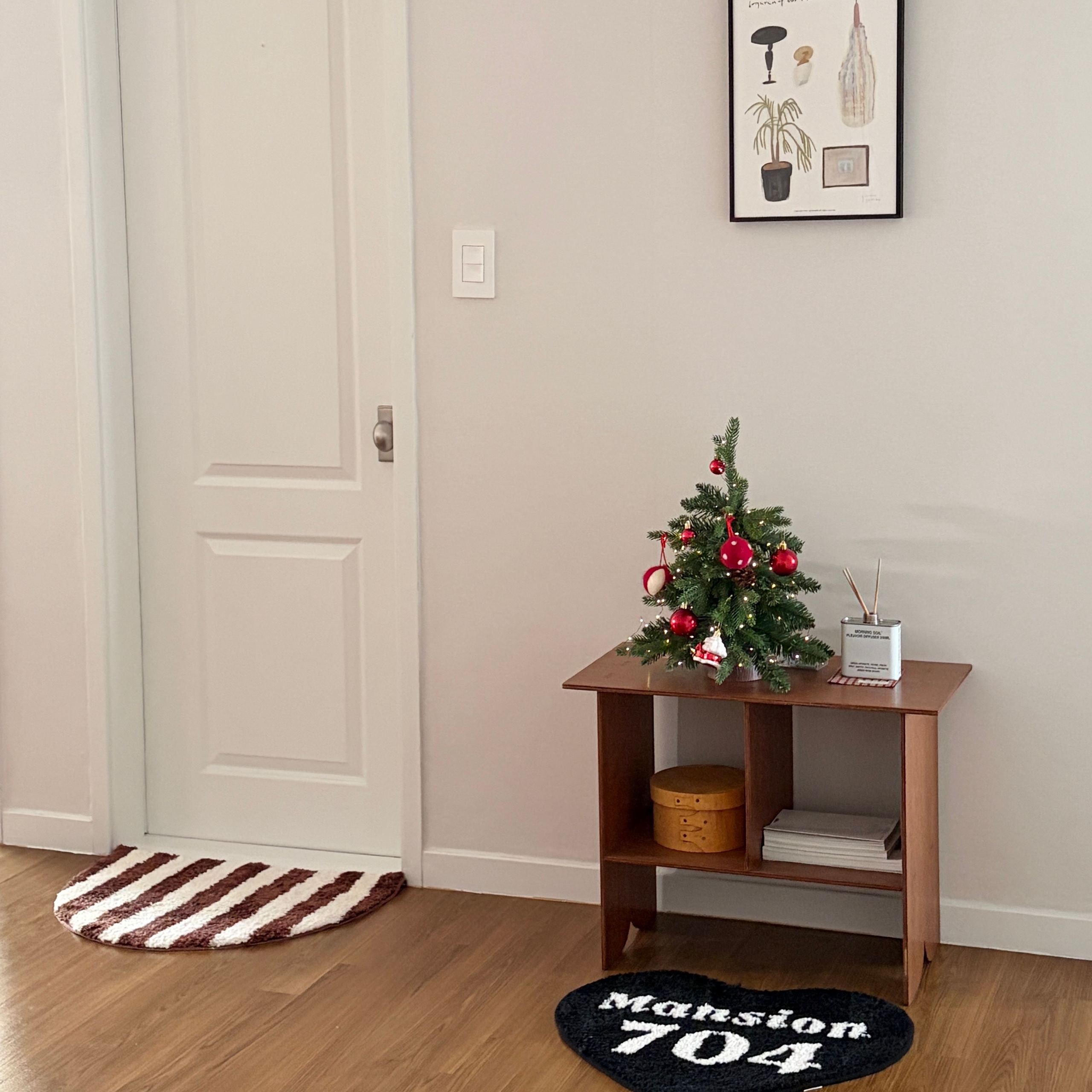 Mocha Stripe Half-Moon Accent Mat user photo