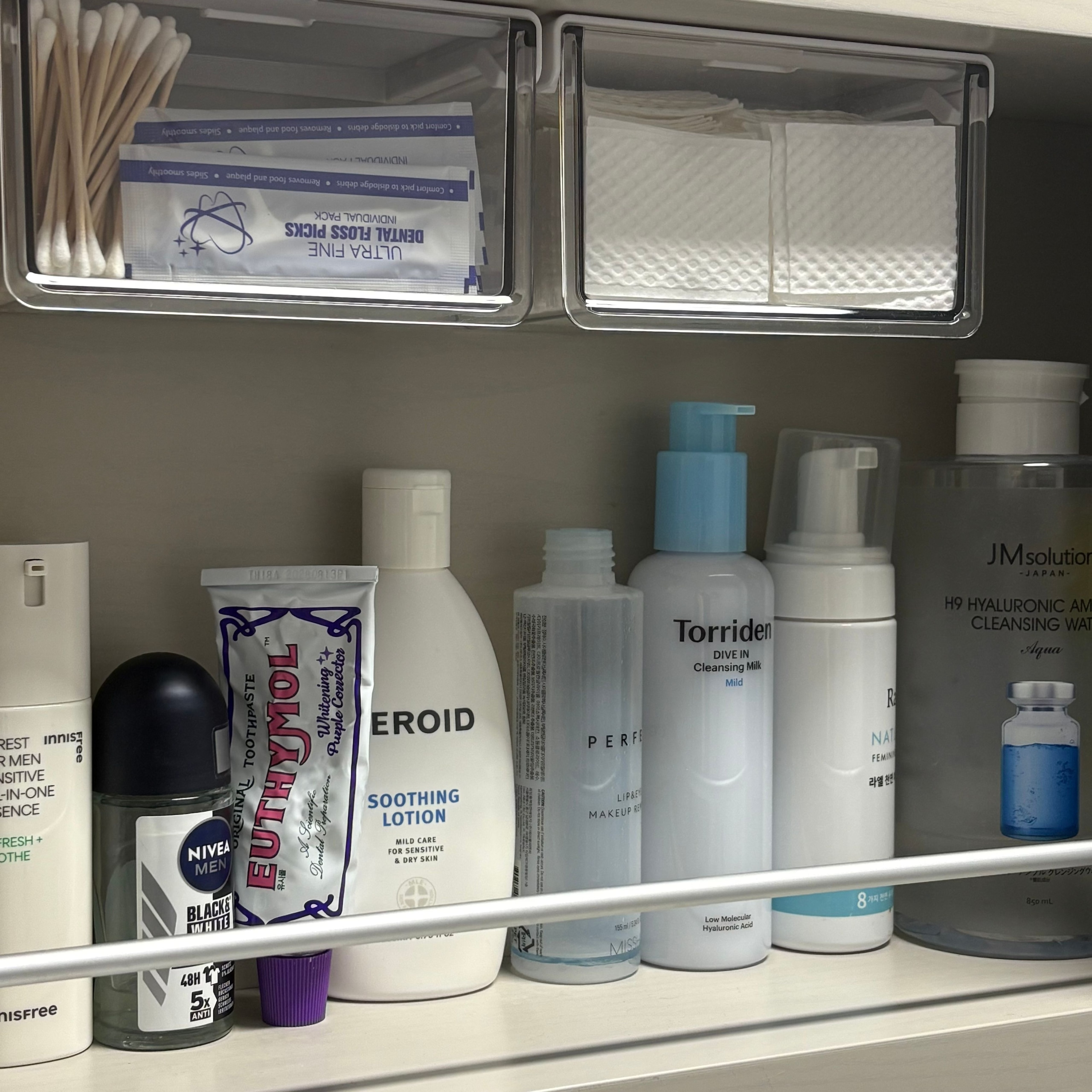 Clear Stash Adhesive Mini Drawer user photo