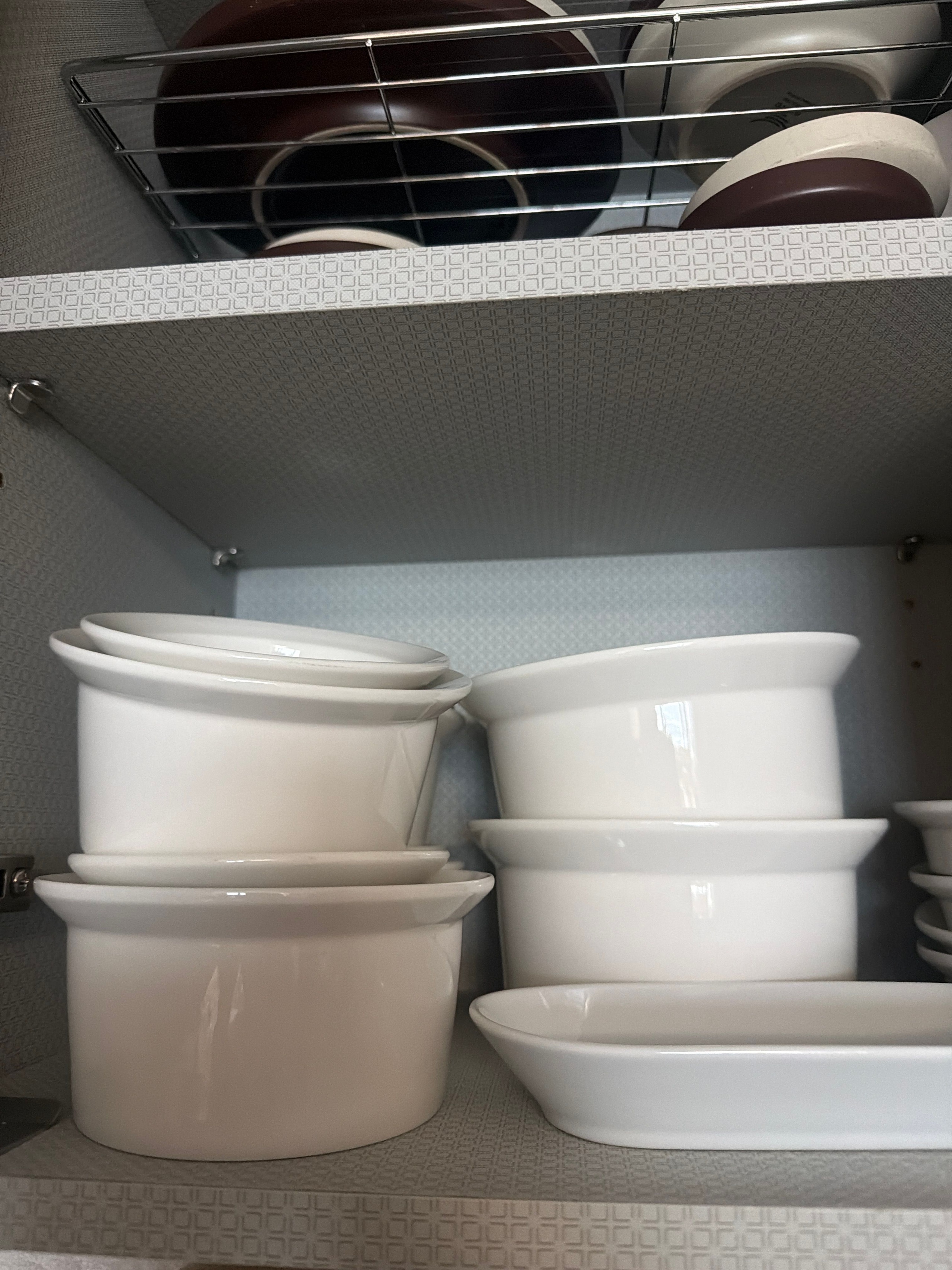 EBT Newlywed Ceramic Dinnerware Set for 4 (20-Piece) user photo