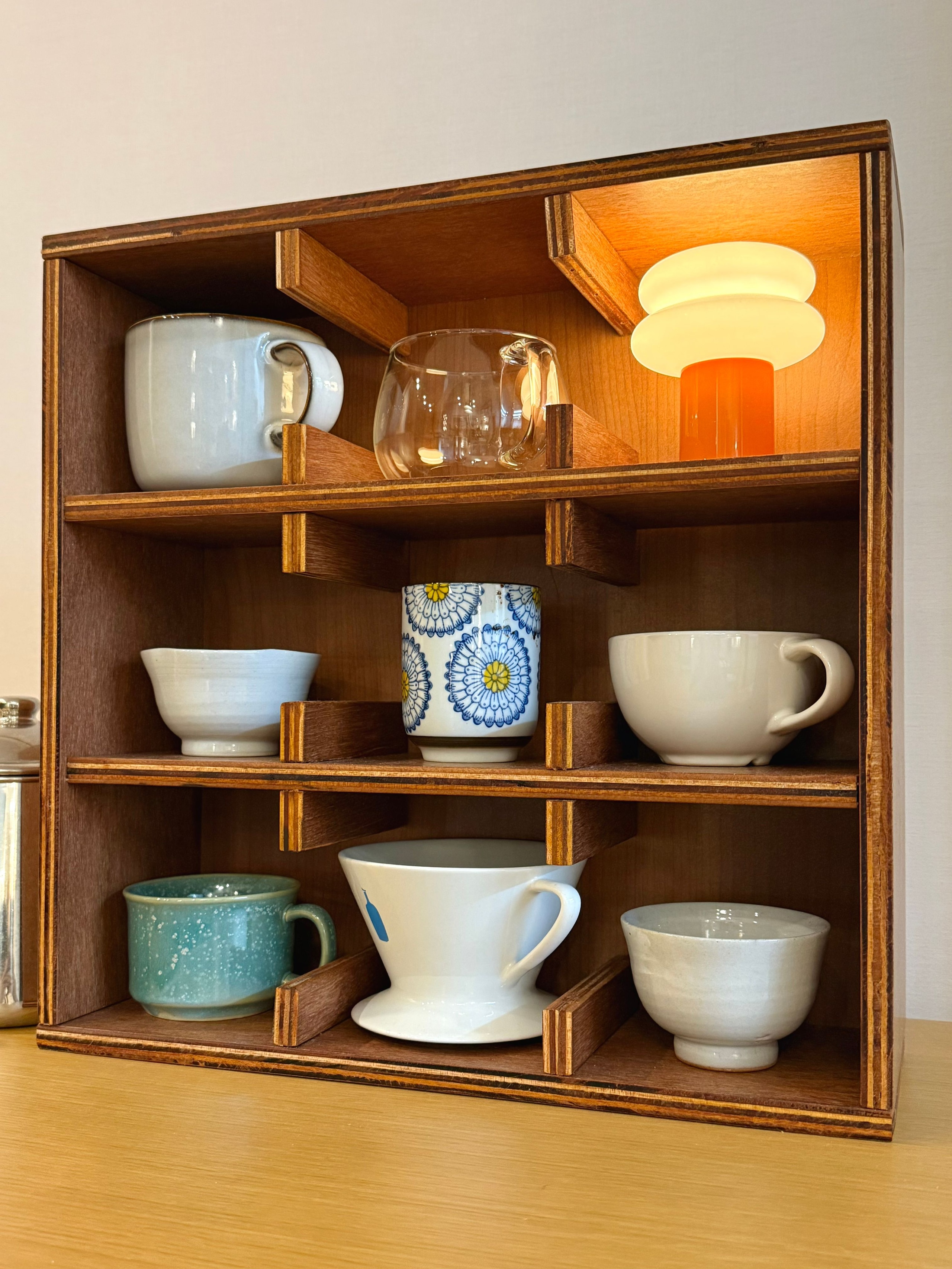 Ogre Vintage Countertop Mug & Cup Storage Cabinet user photo