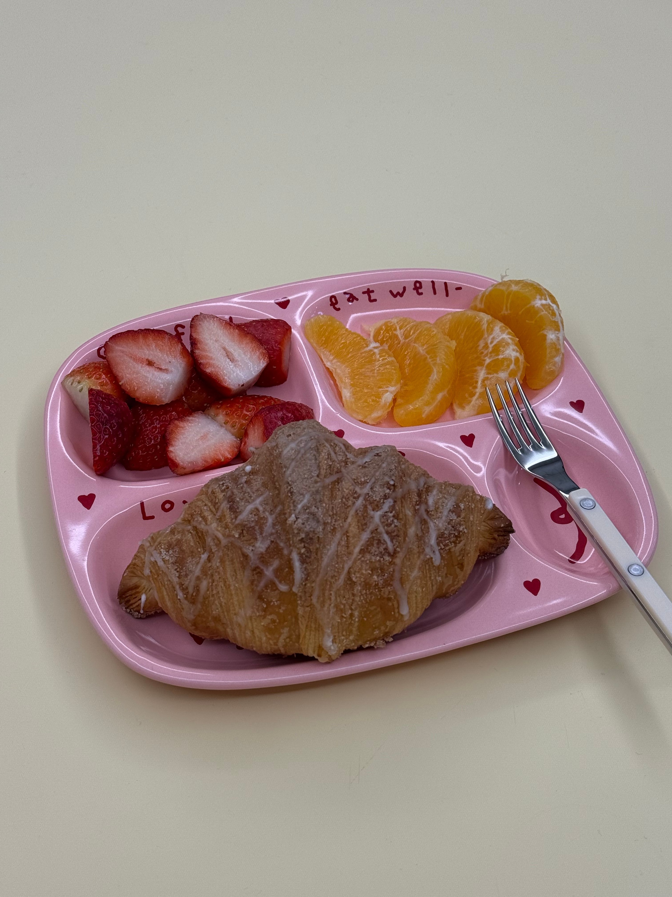 Pink Edition Ceramic Solo Meal Tray Set user photo