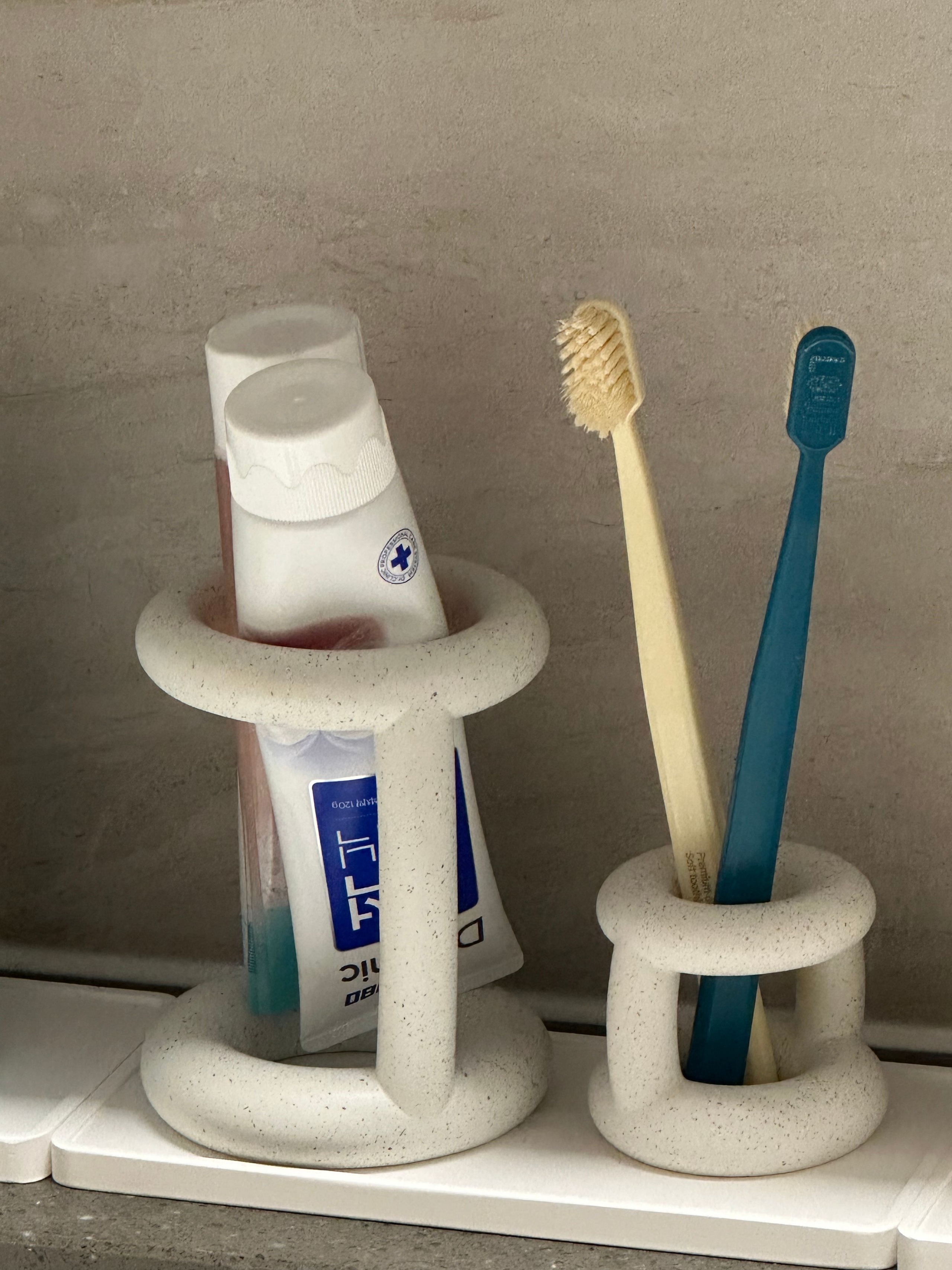 Mongle Toothbrush Holder user photo