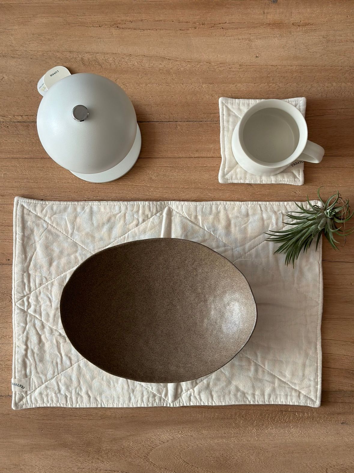Neoul Handmade Footed Oval Pasta Bowl – Large user photo