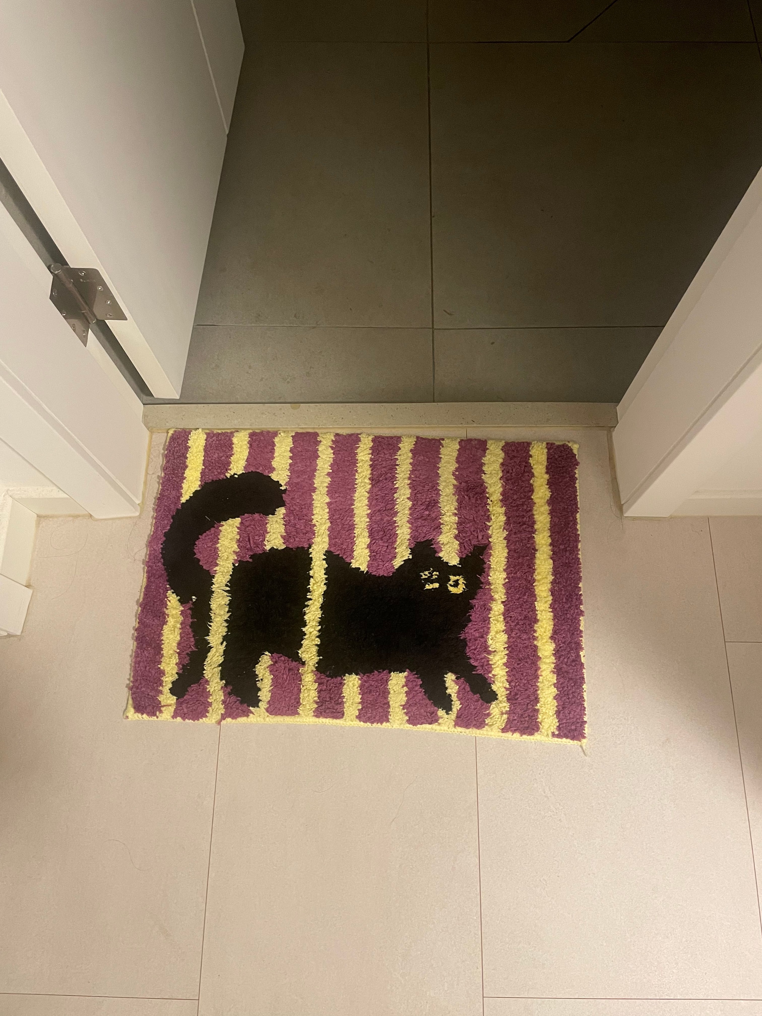 Curious Cat Tufted Accent Mat user photo