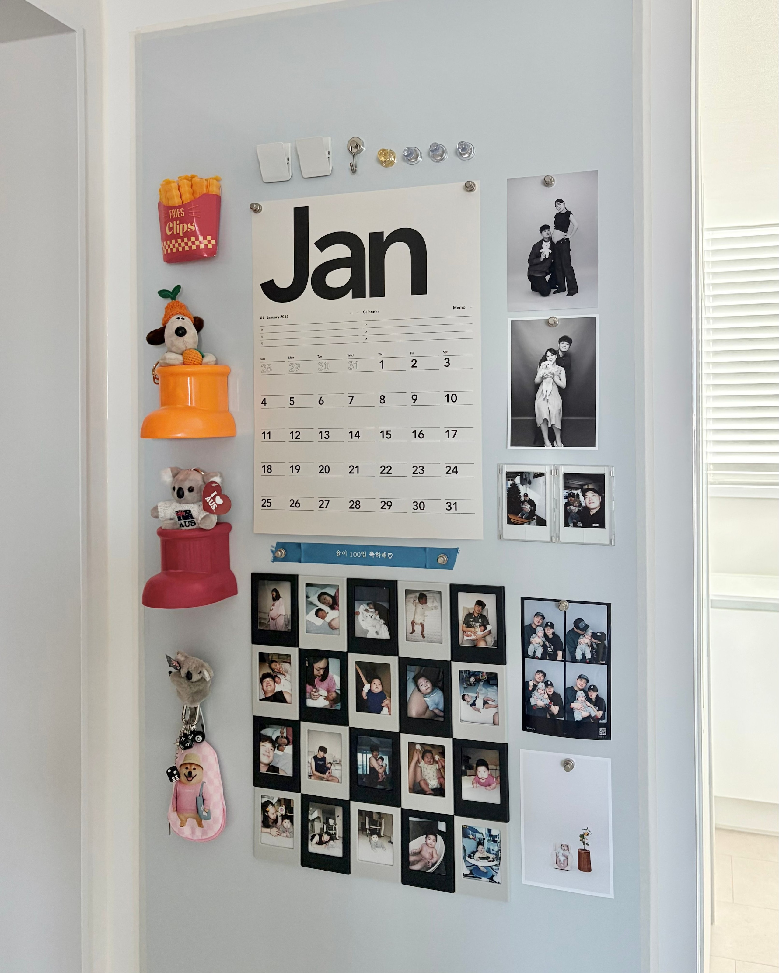 2027 Minimalist Wall Calendar user photo