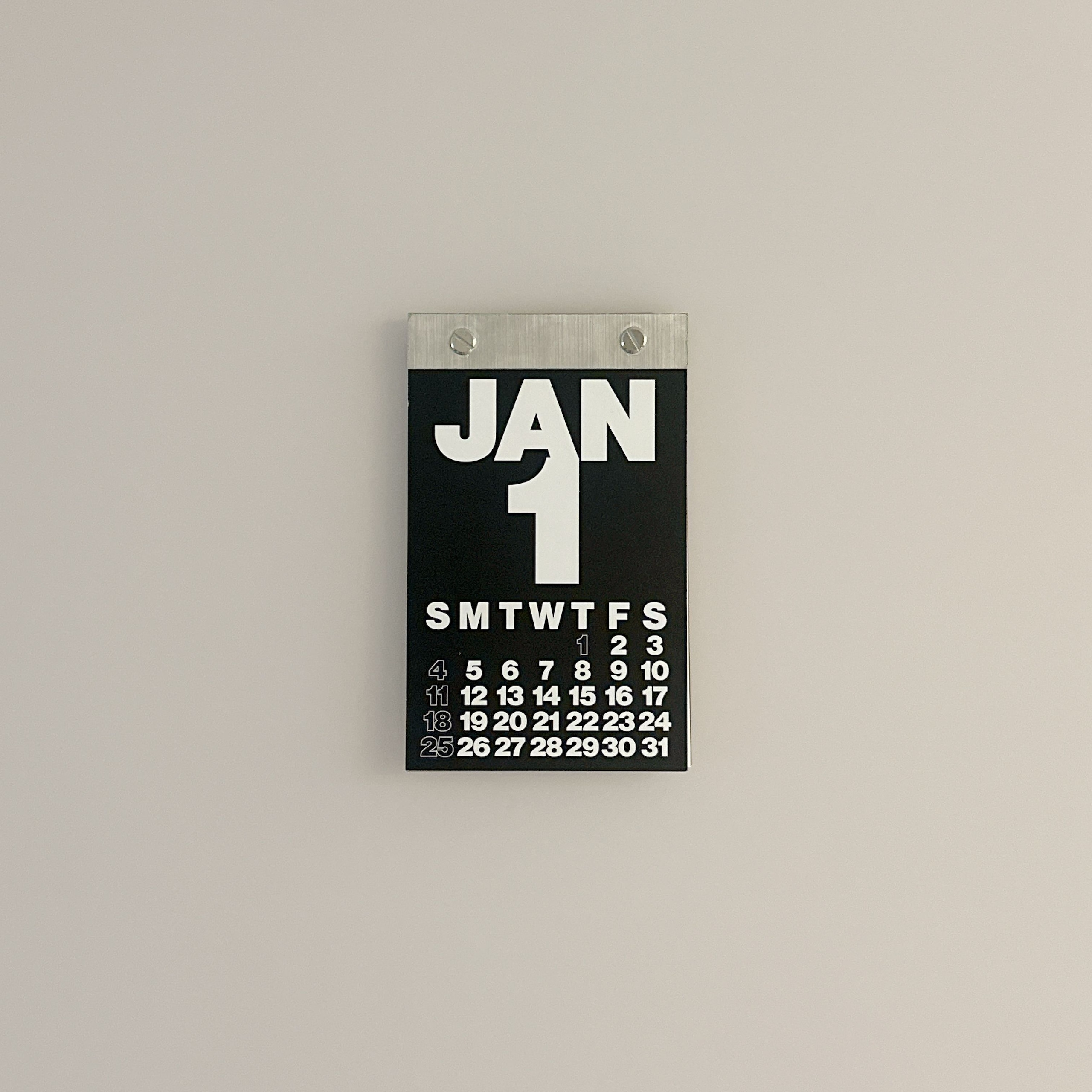 2027 Industrial Metal Tear-Off Calendar user photo