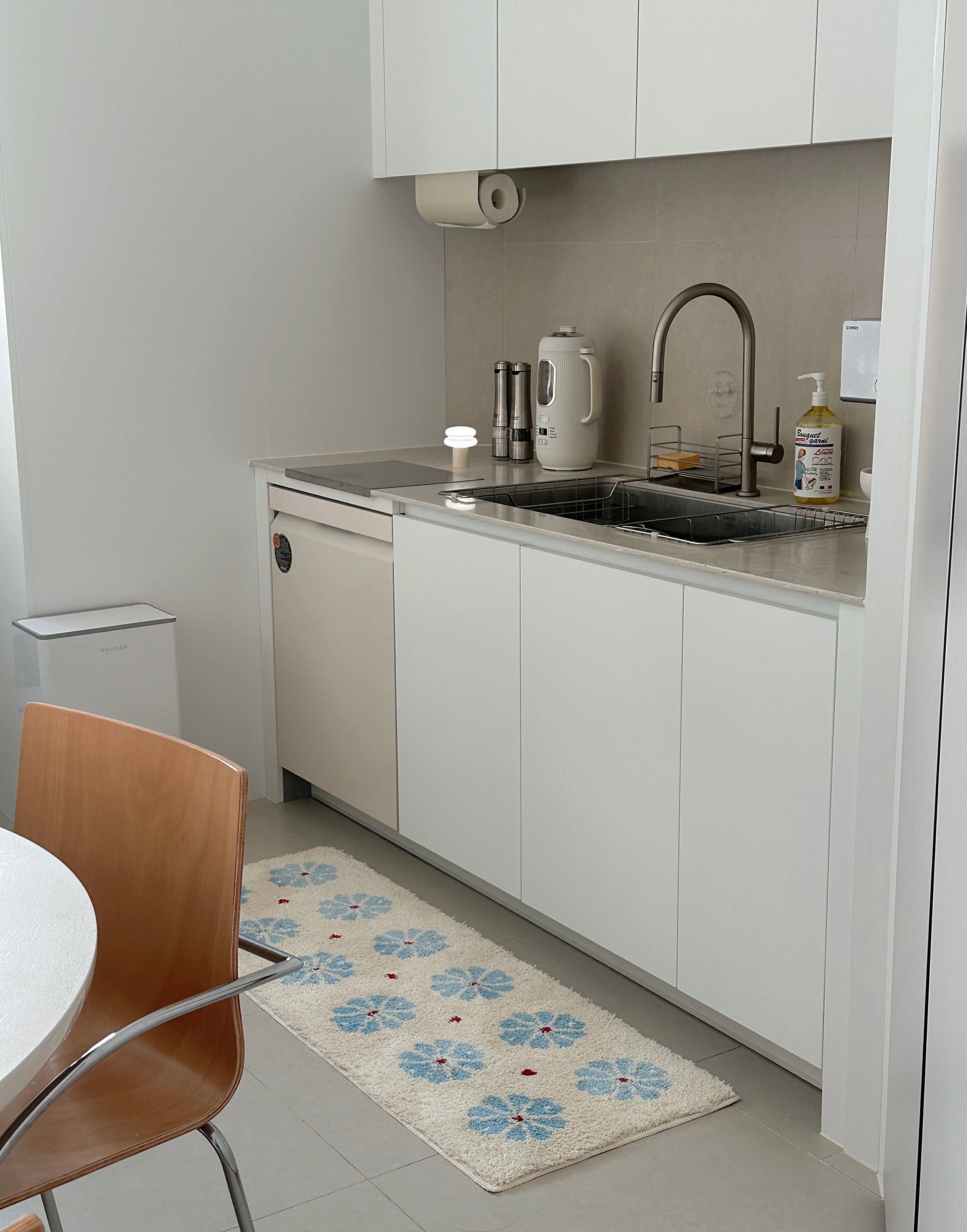 Camellia Ivory Accent Rug user photo