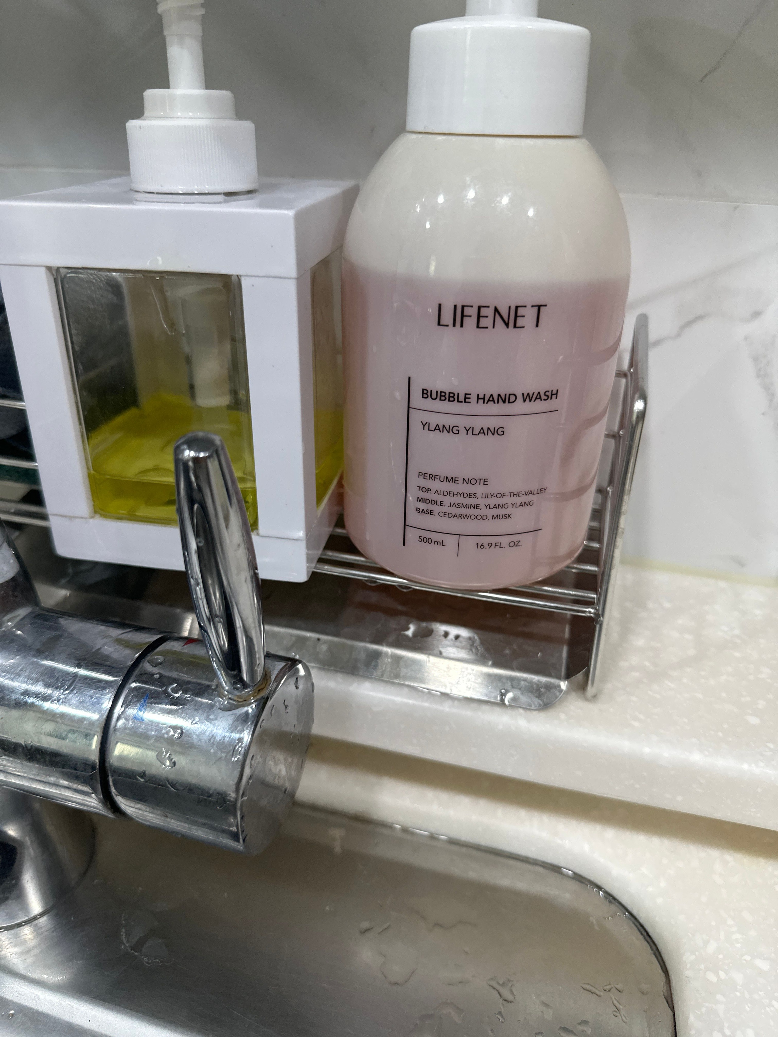 Stainless Steel Sponge Holder with Drain Tray user photo