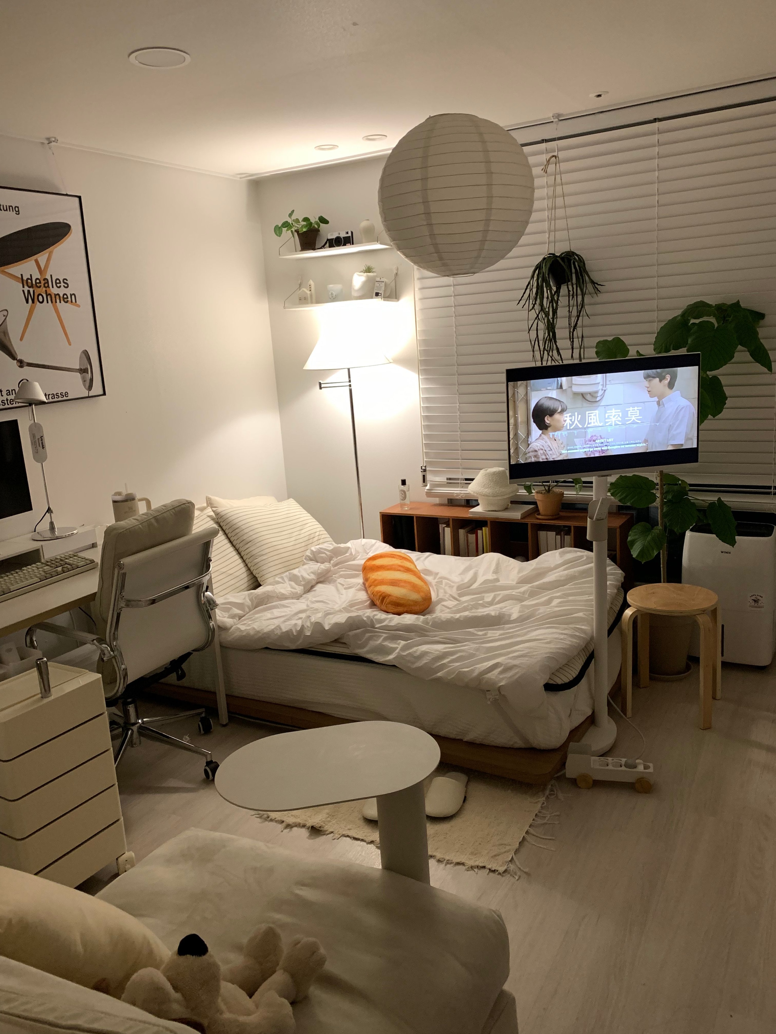 5-Tier Rotating Storage Trolley user photo