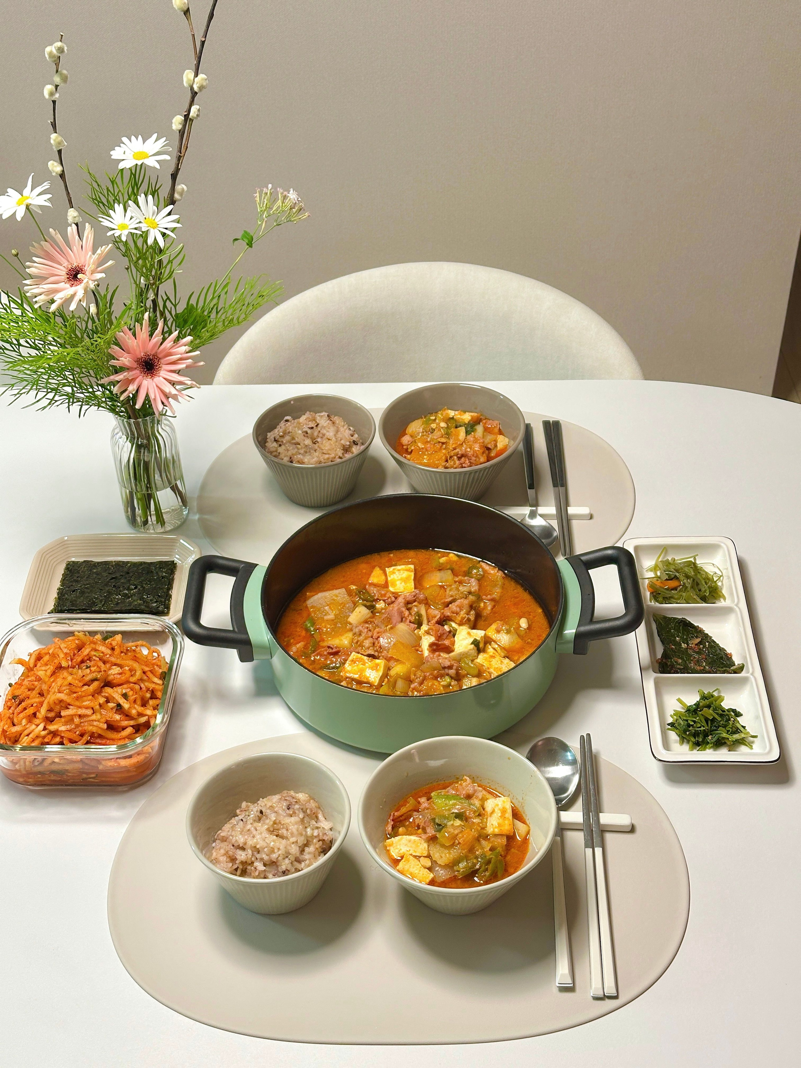 Lining Rice Bowl & Soup Bowl Set for 4 (8-Piece) user photo