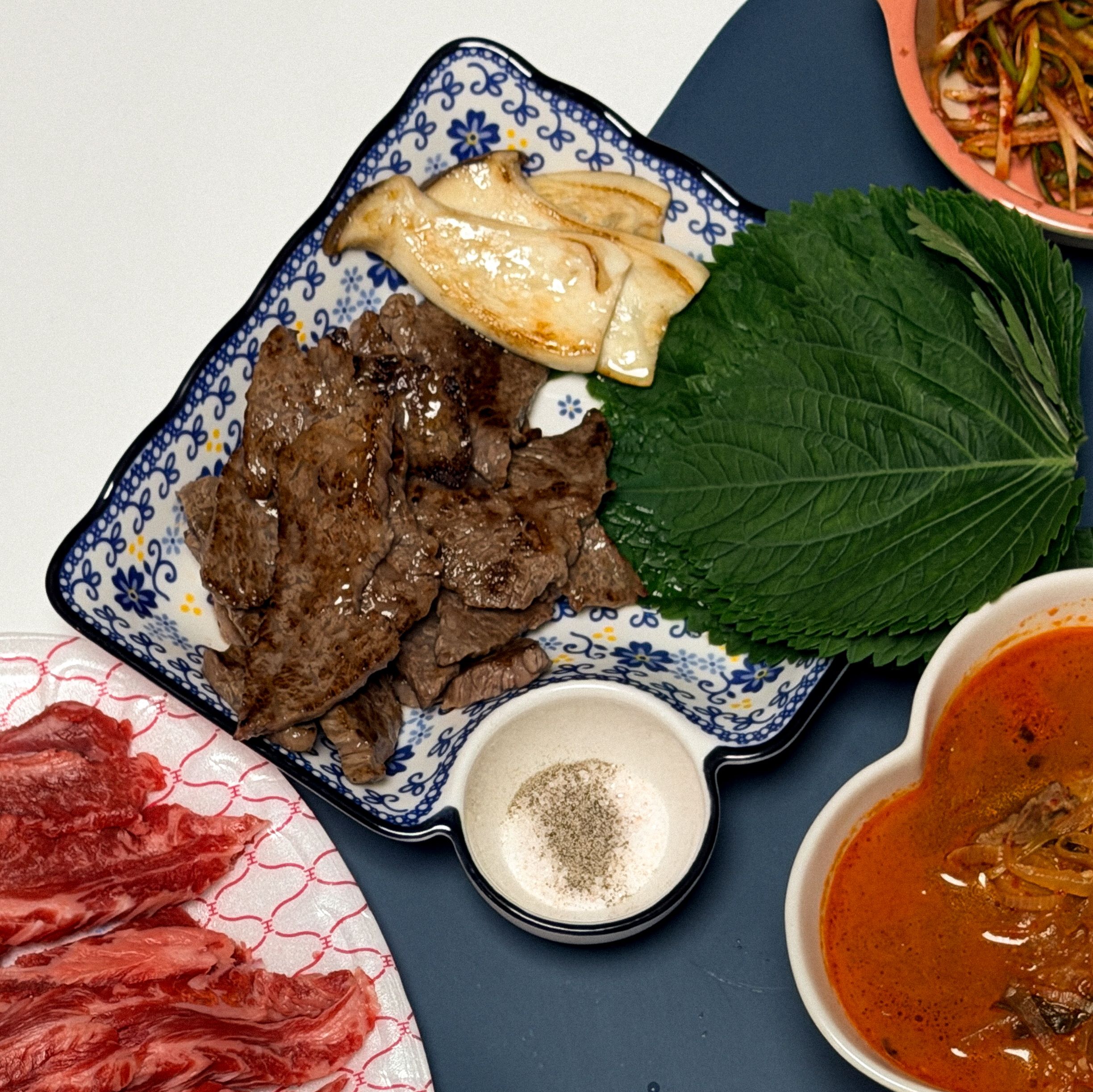 Floral Square Serving Plate Set with Sauce Dish (2-Piece) user photo