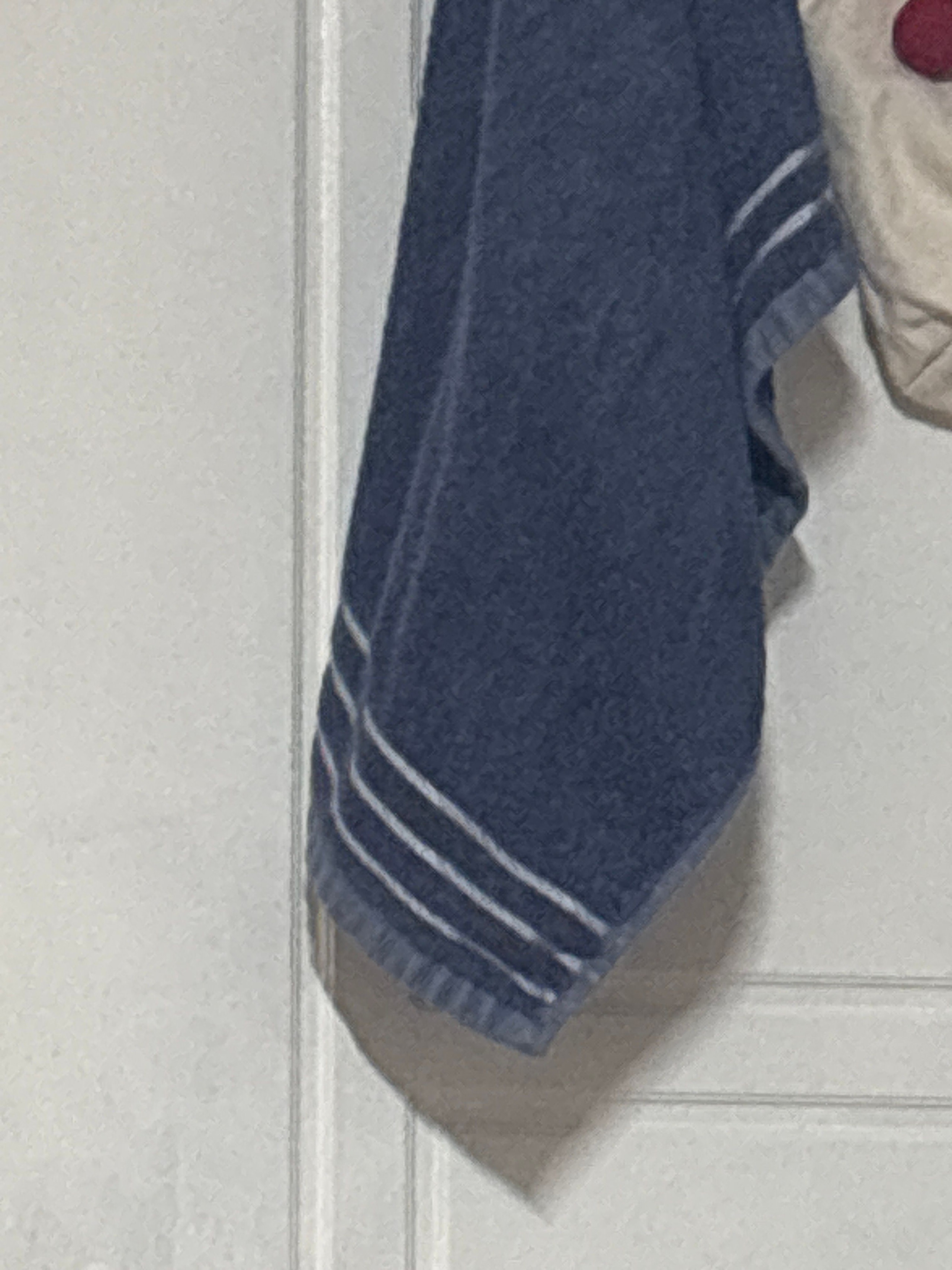 Bamboo Stripe Antibacterial Hotel Towel (10-Pack) user photo