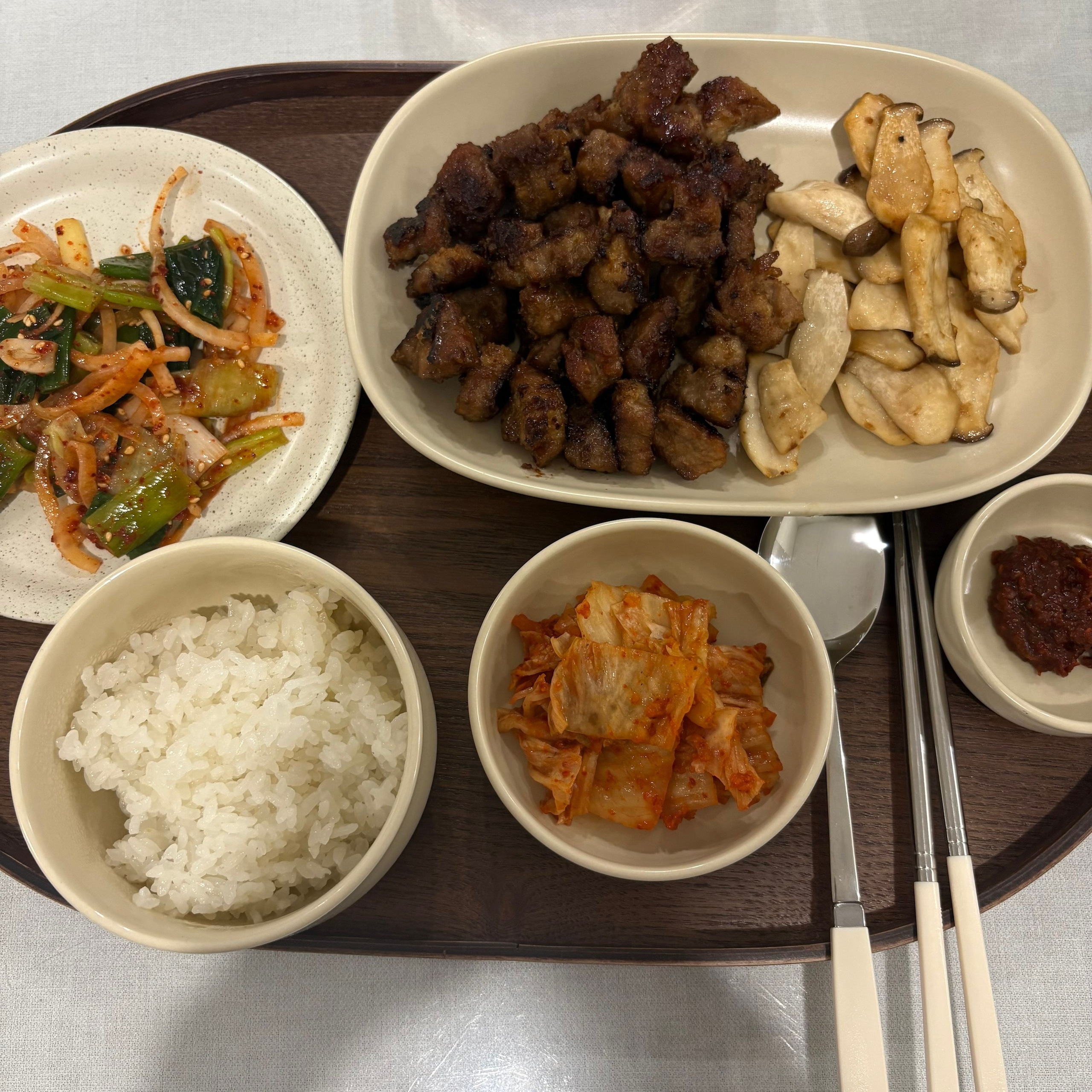 Every Meal Ceramic Dinnerware Set (5-Piece) user photo