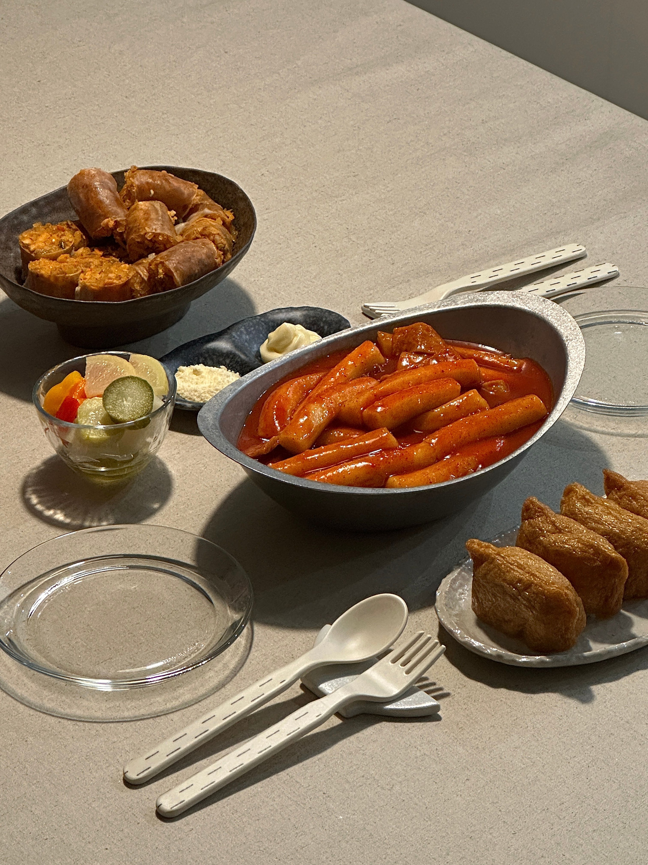 Neoul Handmade Footed Oval Pasta Bowl – Medium user photo