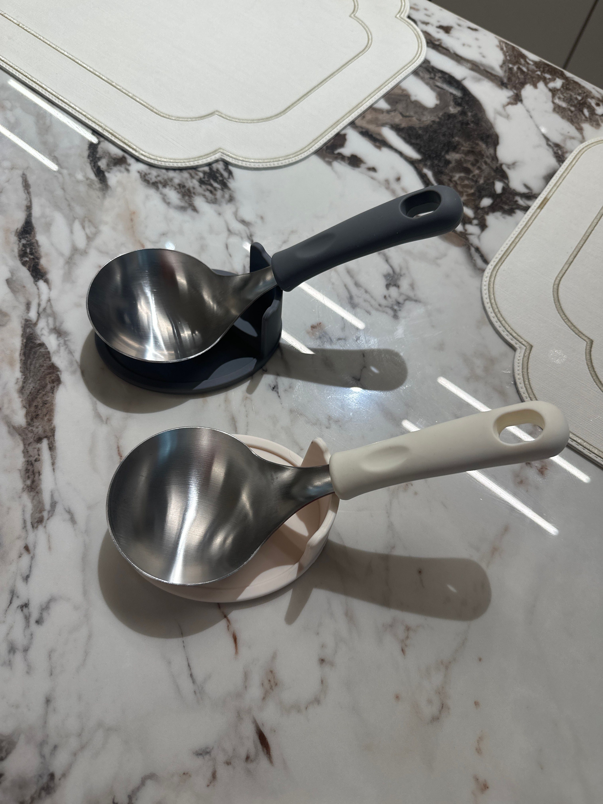 Serving Spoon + Spoon Rest Set (2-Piece) user photo