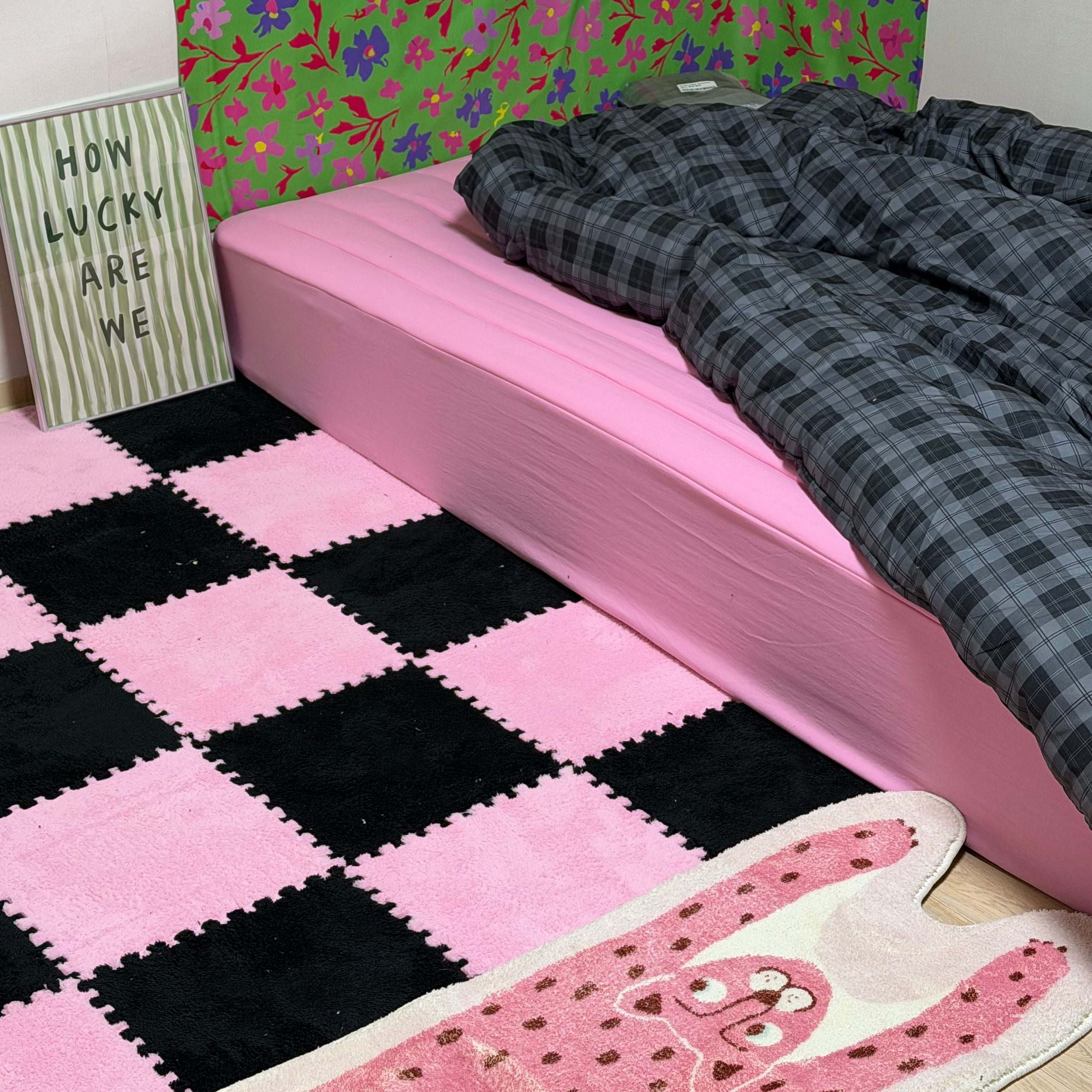 Cloud Check Comforter Set user photo