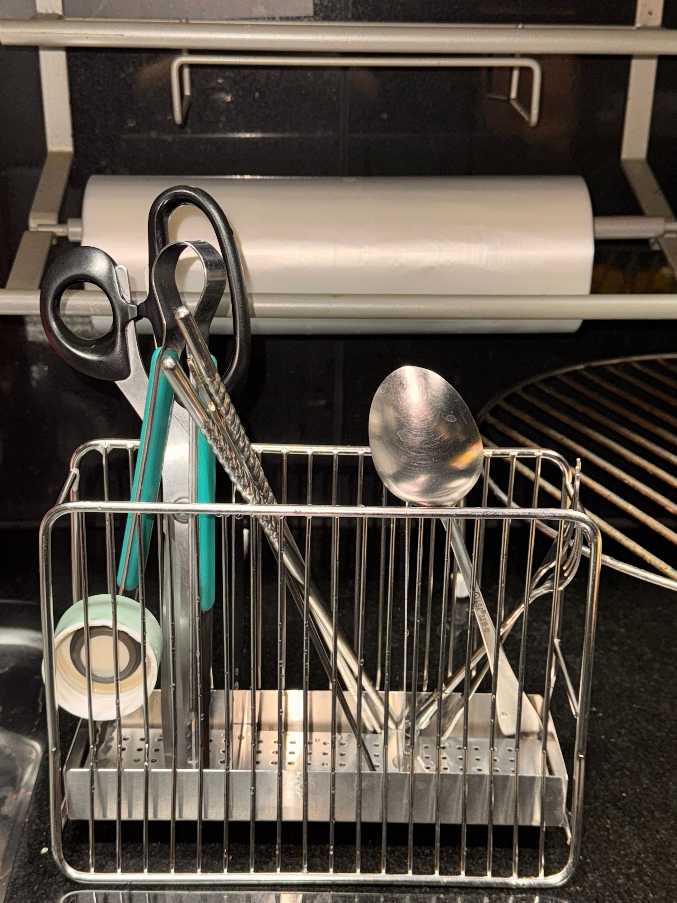 Utensil Holder with Drain Tray user photo