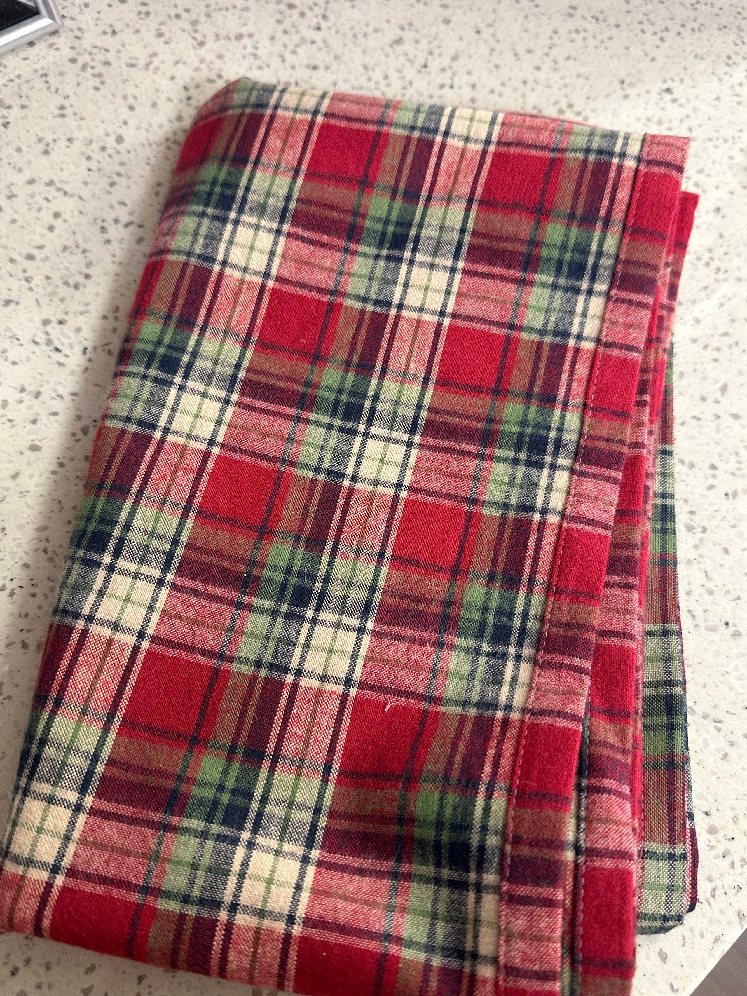 Classic Plaid Cotton Table Runner user photo