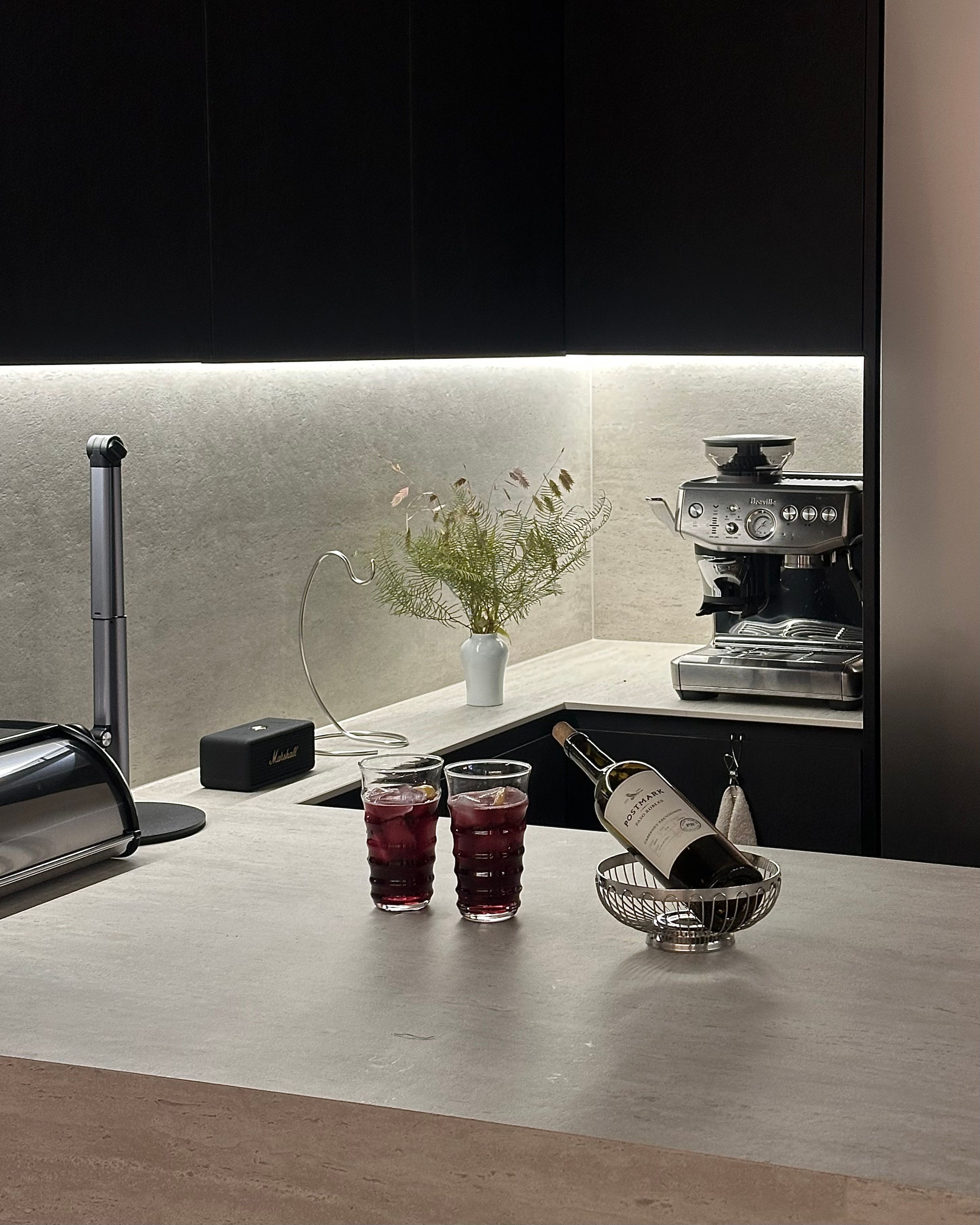 Roll-Up Stainless Steel Bread Box user photo